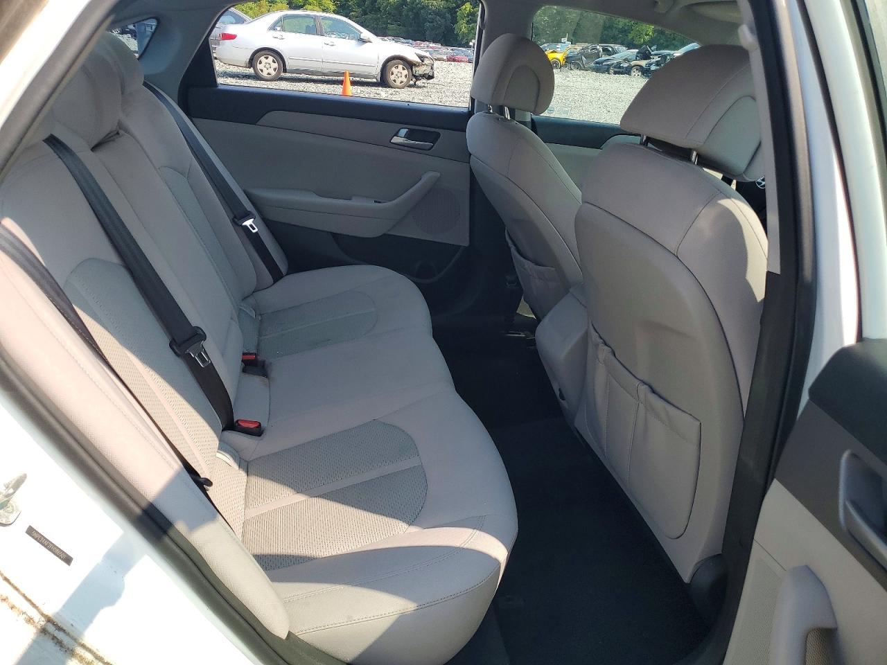 2015 Hyundai Sonata Se White vin: 5NPE24AF2FH086501