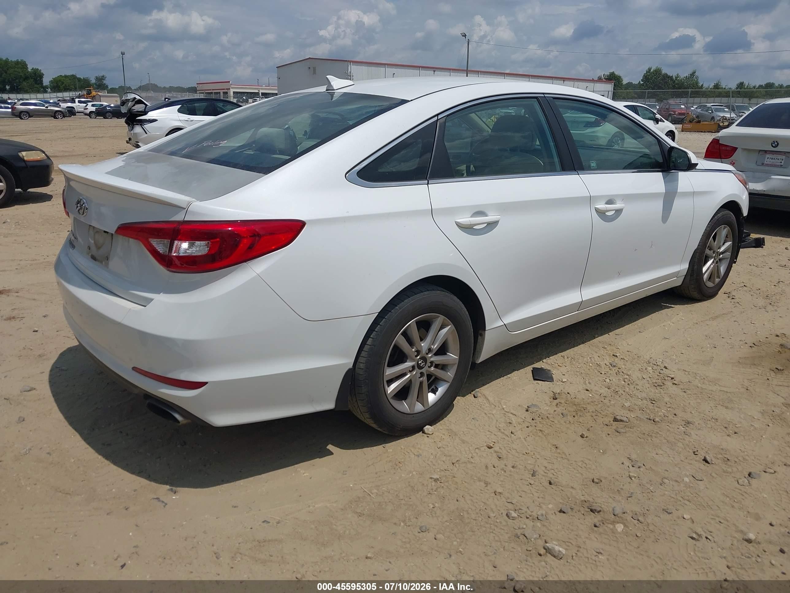 2015 Hyundai Sonata Se White vin: 5NPE24AF2FH138208