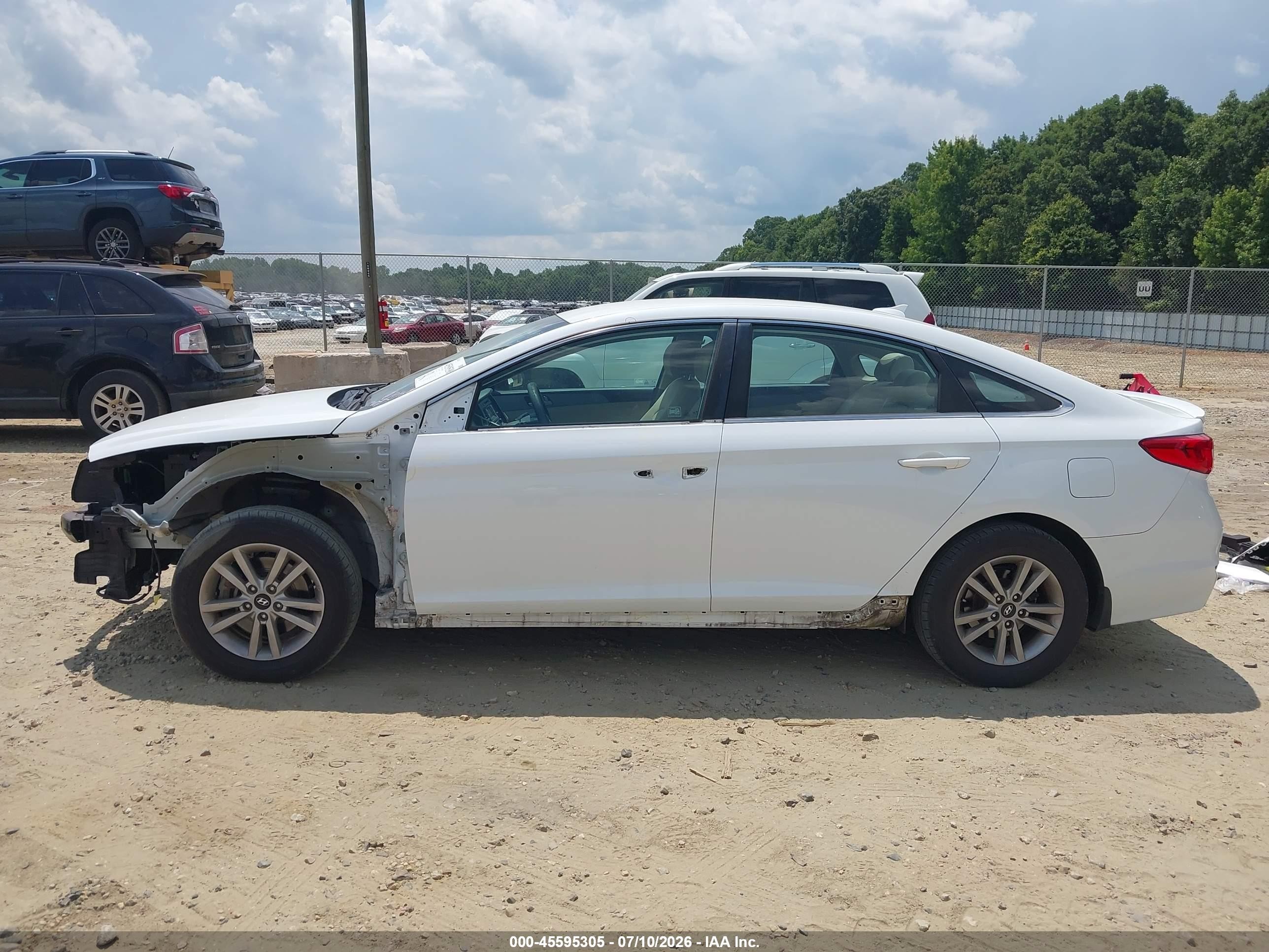 2015 Hyundai Sonata Se White vin: 5NPE24AF2FH138208