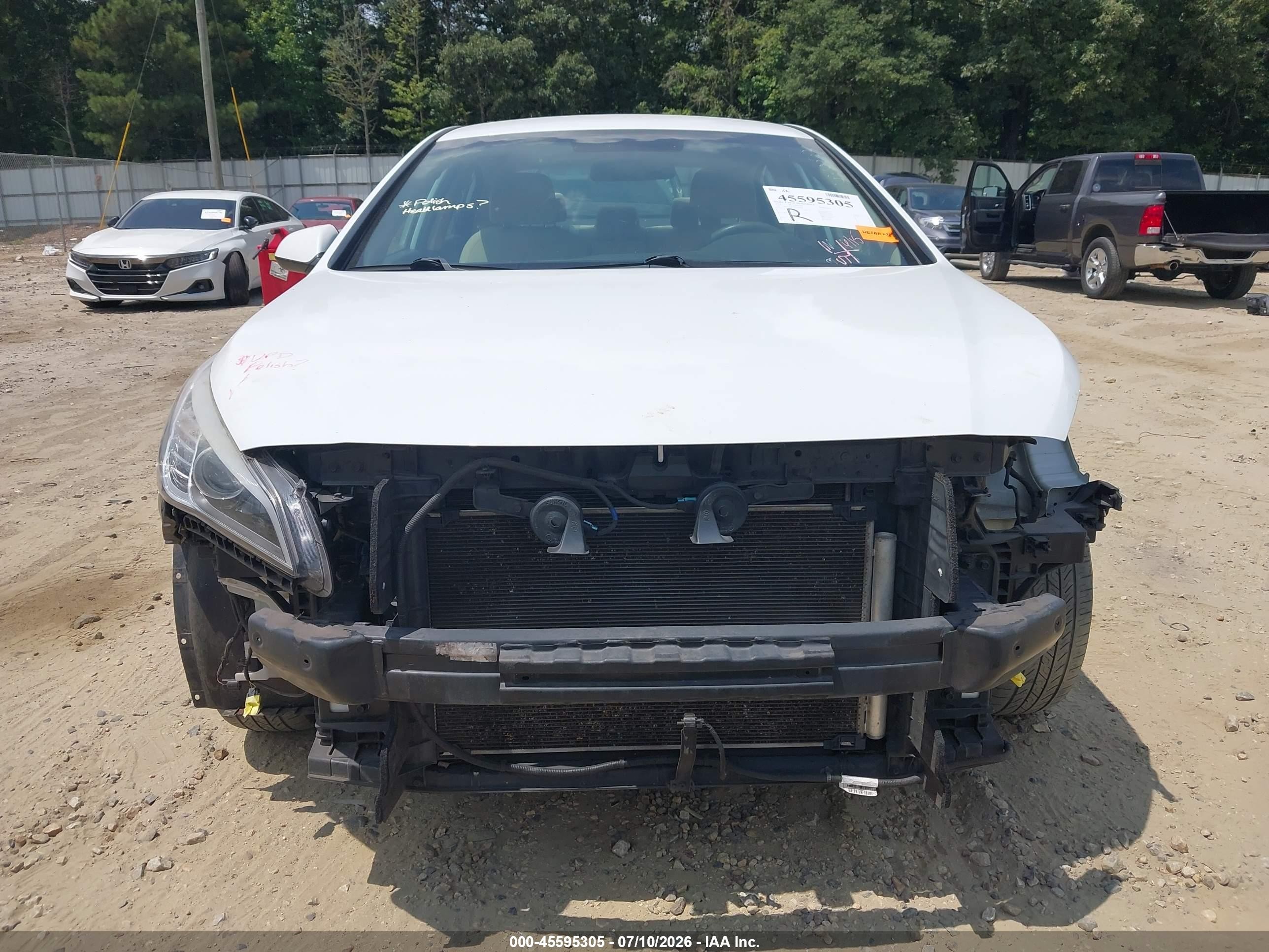 2015 Hyundai Sonata Se White vin: 5NPE24AF2FH138208
