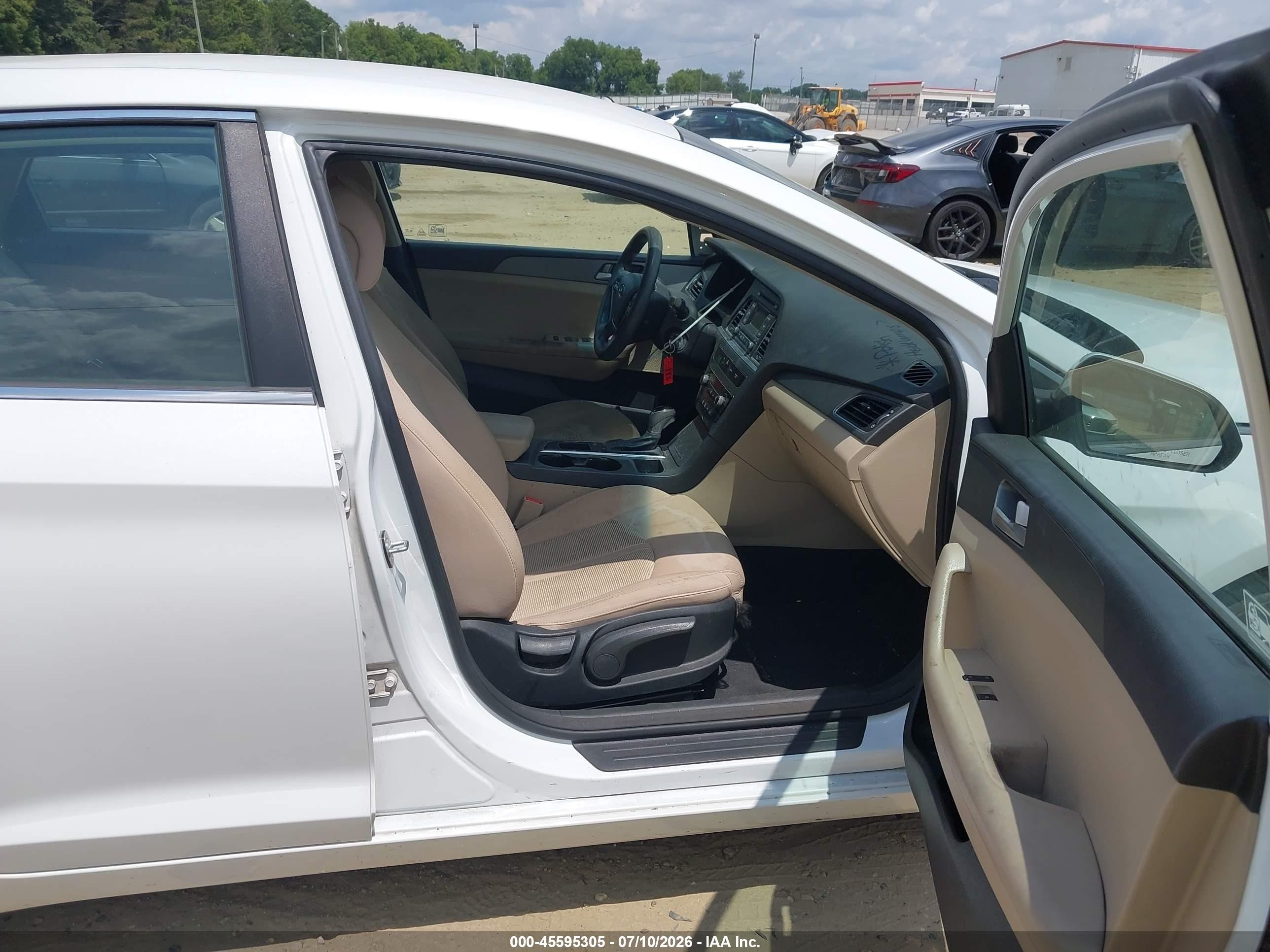 2015 Hyundai Sonata Se White vin: 5NPE24AF2FH138208
