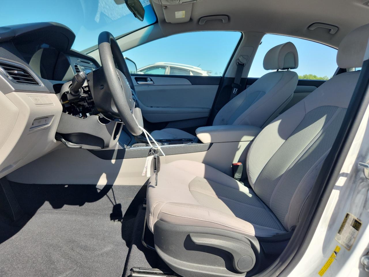 2015 Hyundai Sonata Se White vin: 5NPE24AF2FH146437