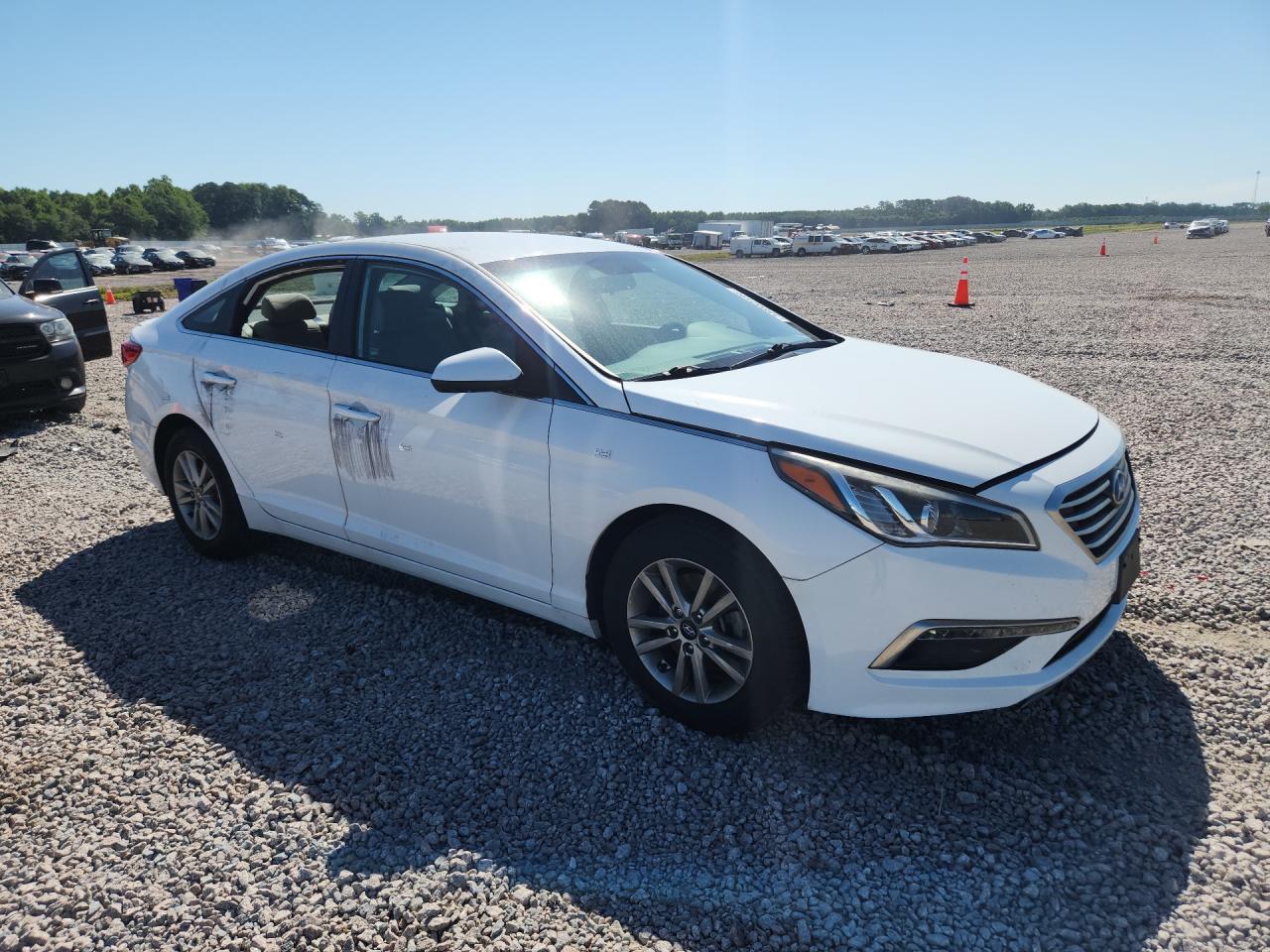 2015 Hyundai Sonata Se White vin: 5NPE24AF2FH146437
