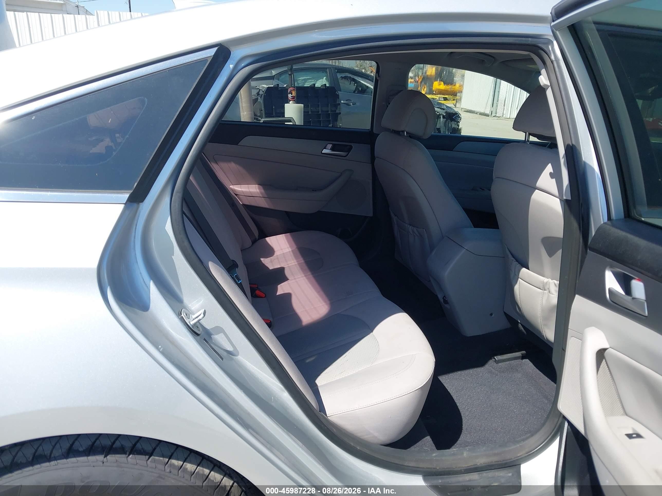 2015 Hyundai Sonata Se Silver vin: 5NPE24AF2FH168034