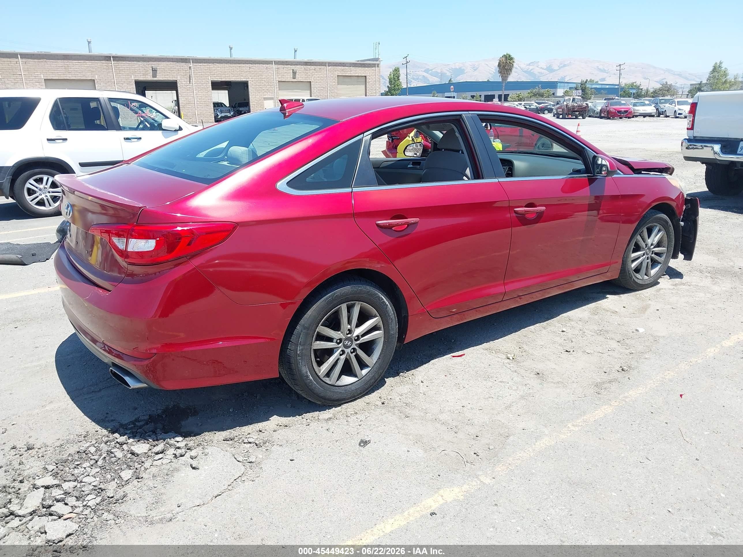 2015 Hyundai Sonata Se Red vin: 5NPE24AF2FH168180