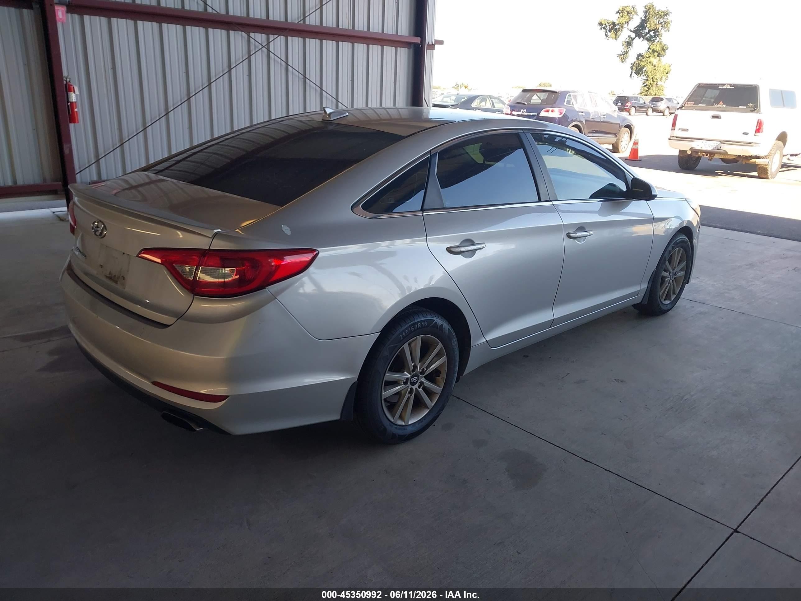 2015 Hyundai Sonata Se Silver vin: 5NPE24AF2FH187926