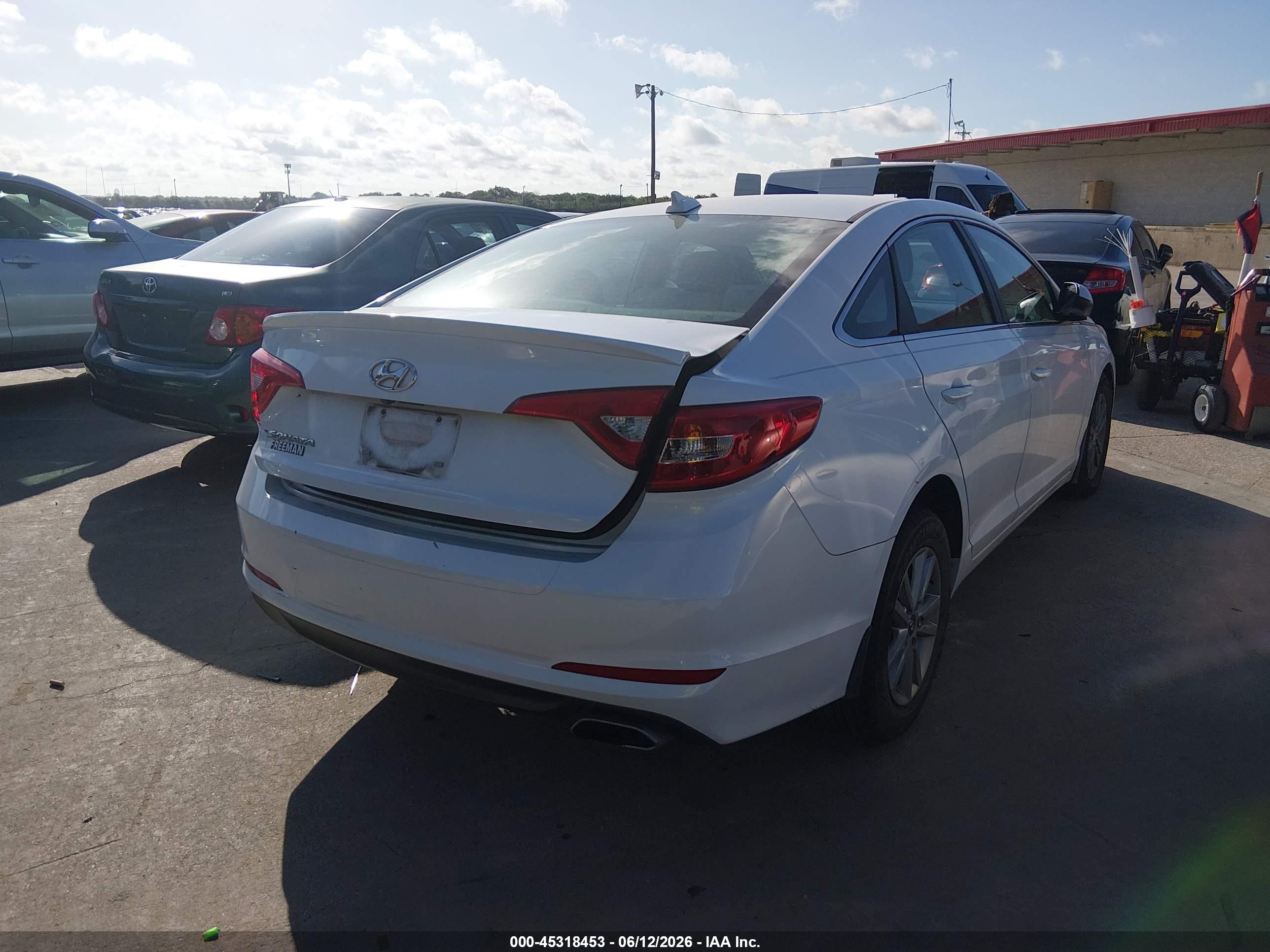 2015 Hyundai Sonata Se White vin: 5NPE24AF2FH188008