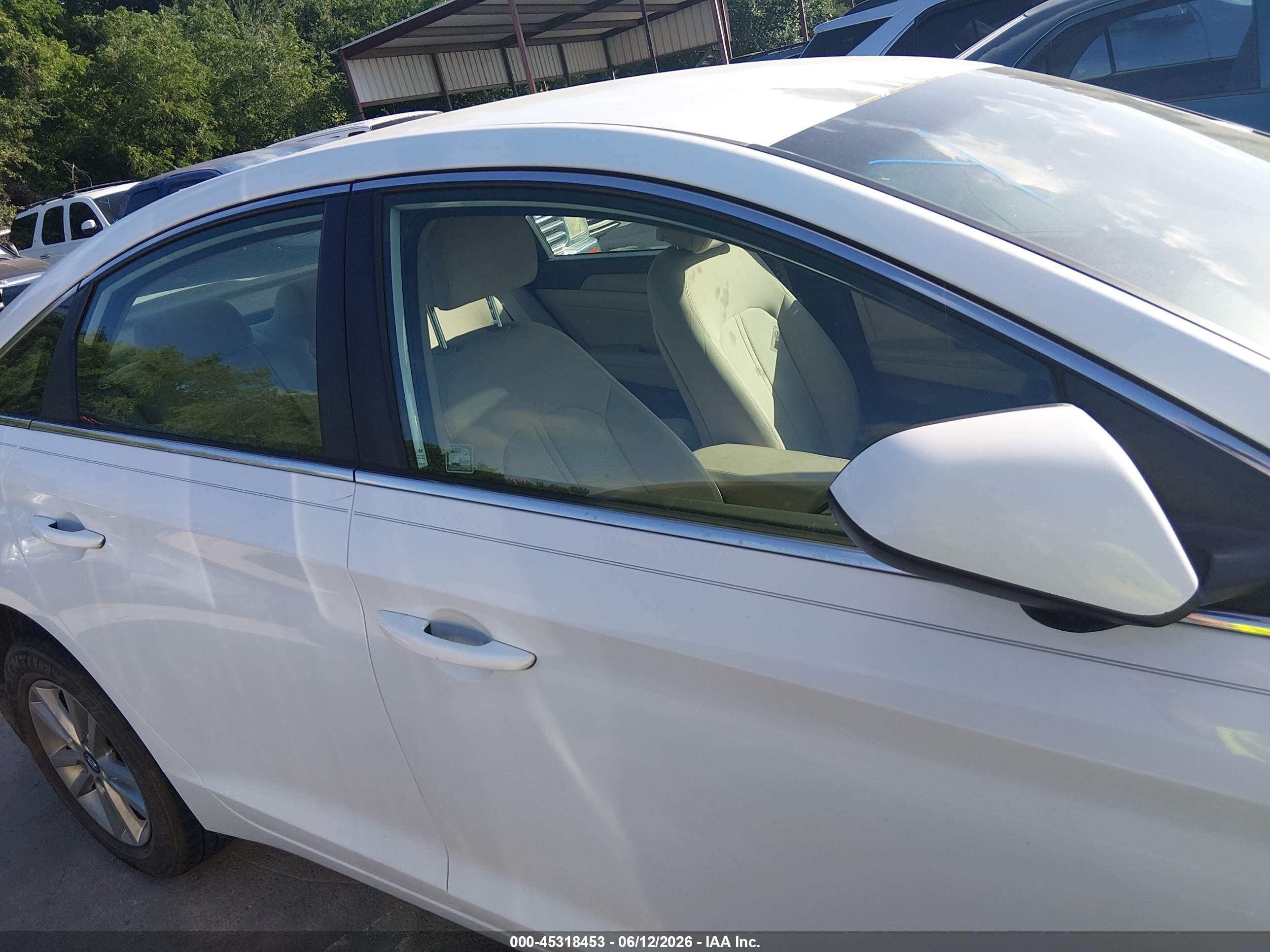 2015 Hyundai Sonata Se White vin: 5NPE24AF2FH188008