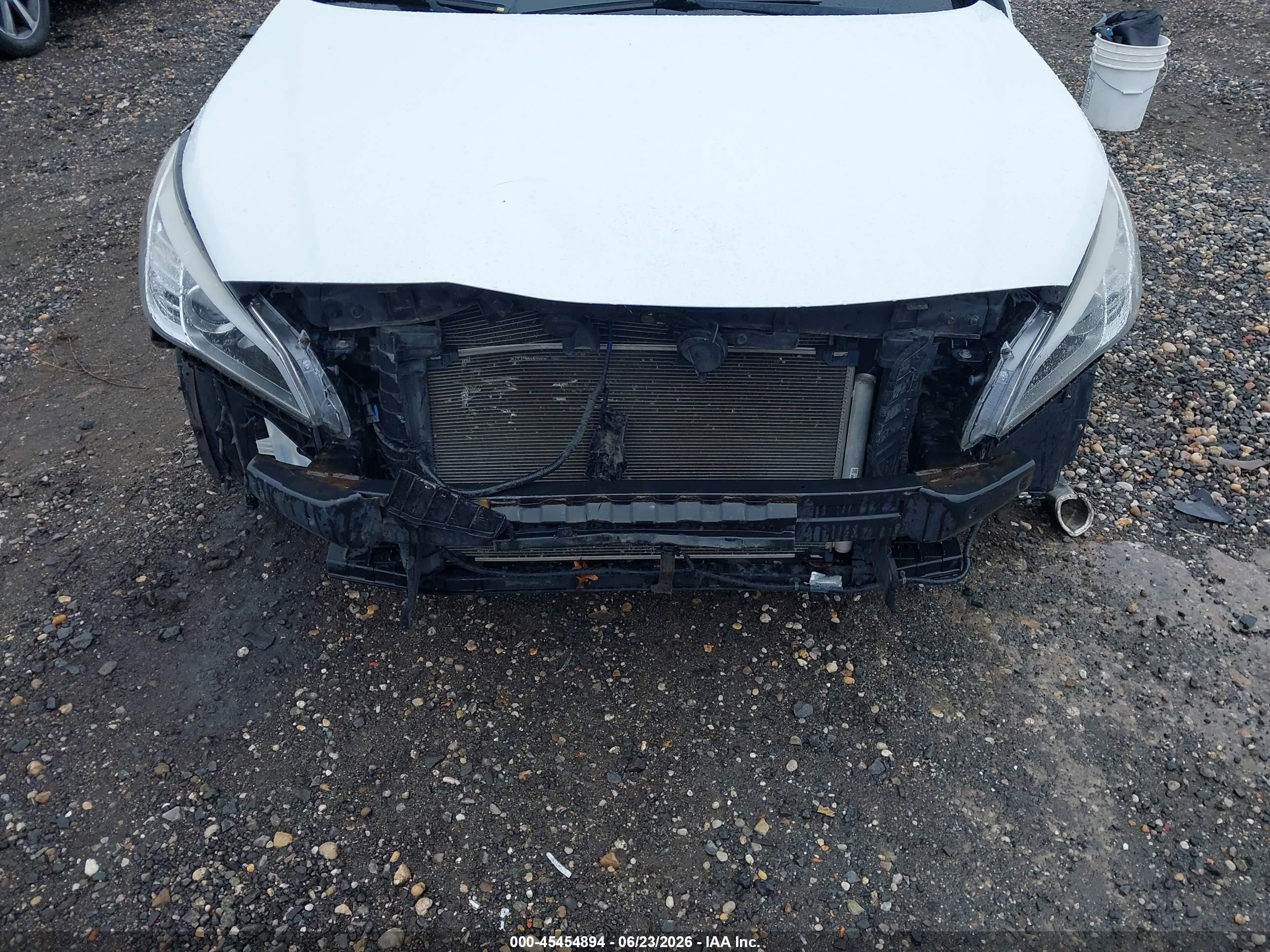 2015 Hyundai Sonata Se White vin: 5NPE24AF2FH189949