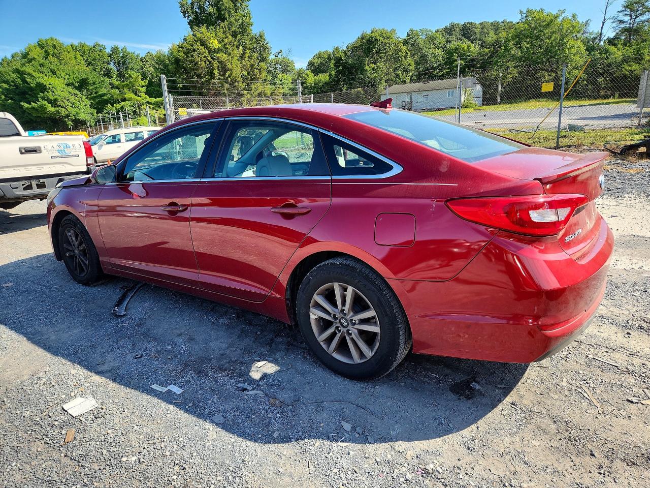 2015 Hyundai Sonata Se Красный vin: 5NPE24AF2FH199896