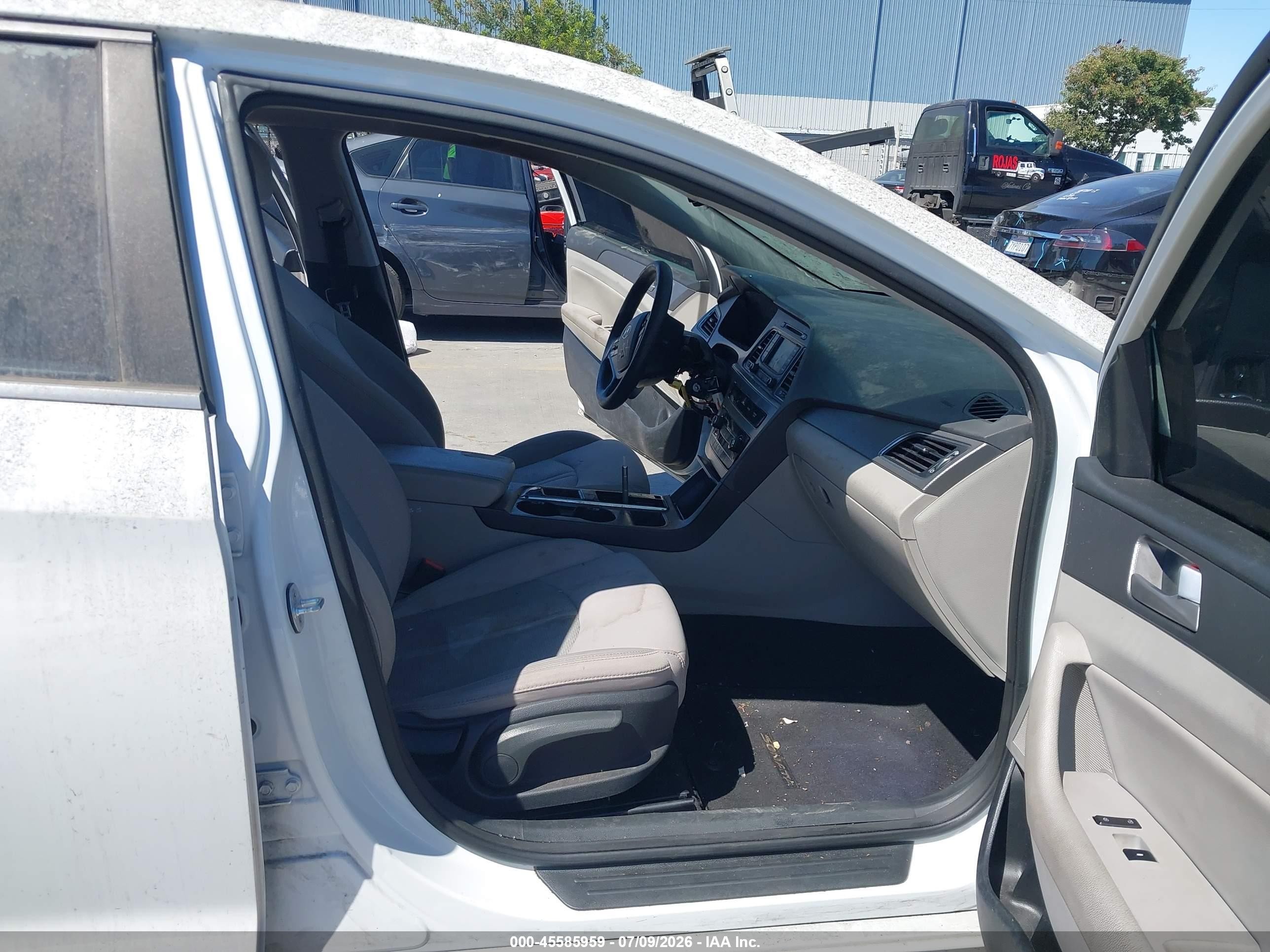 2015 Hyundai Sonata Se White vin: 5NPE24AF2FH220939