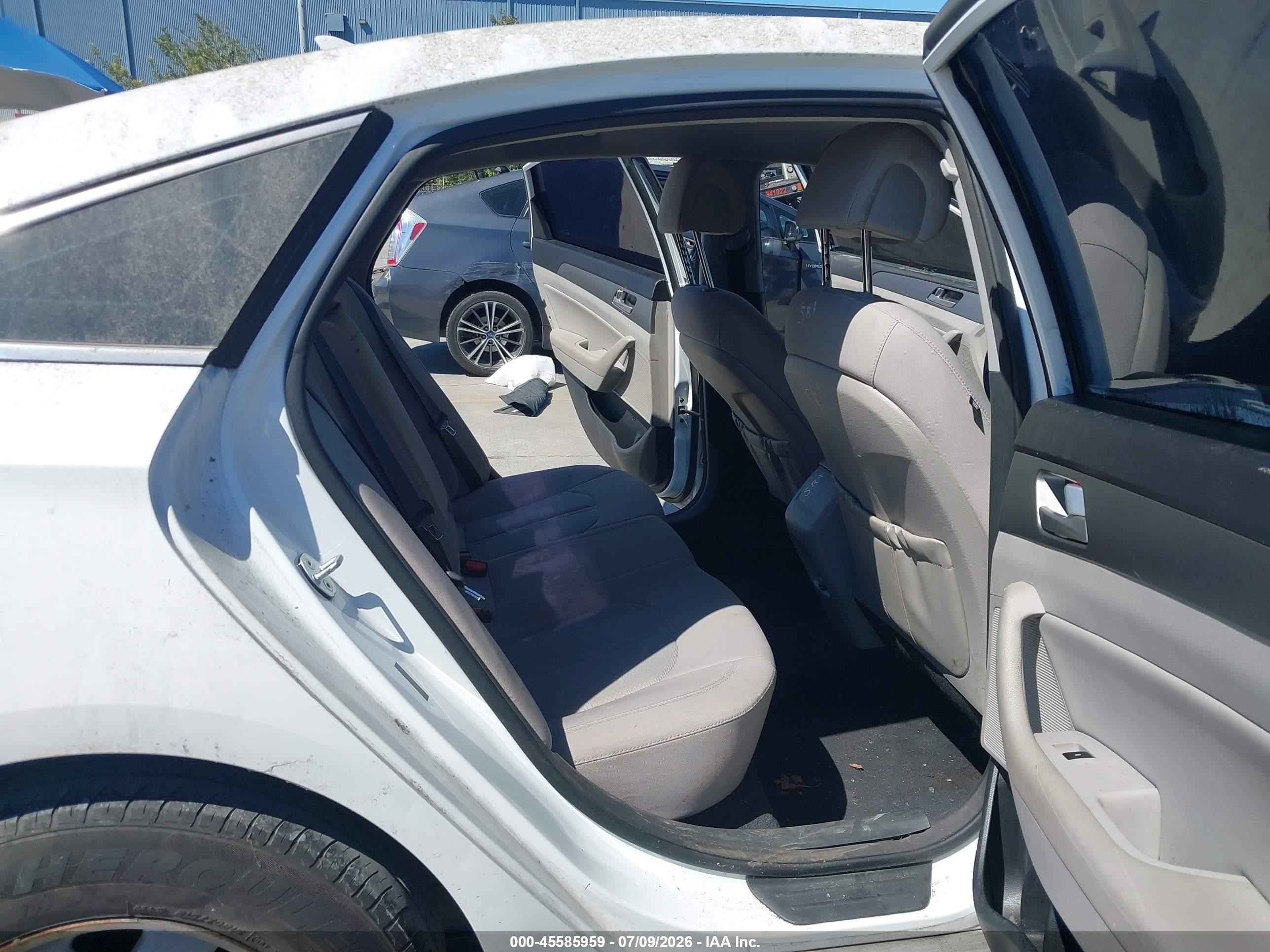 2015 Hyundai Sonata Se White vin: 5NPE24AF2FH220939
