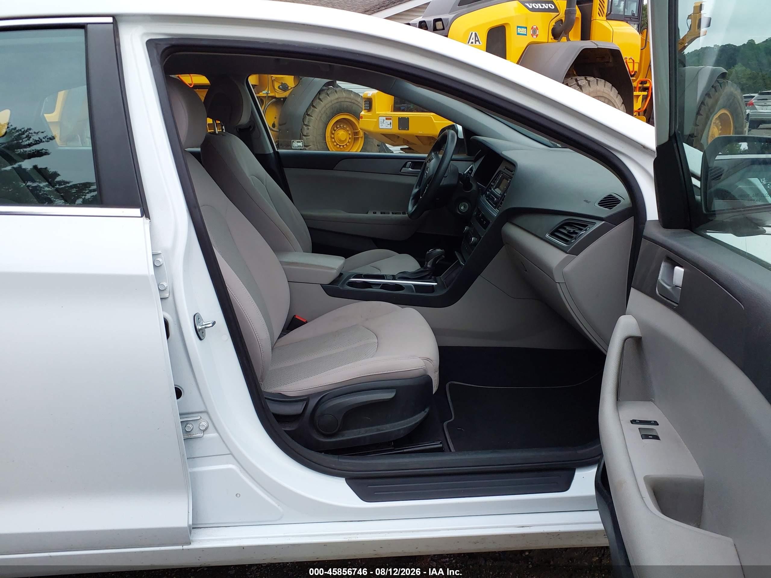 2015 Hyundai Sonata Se White vin: 5NPE24AF2FH225218