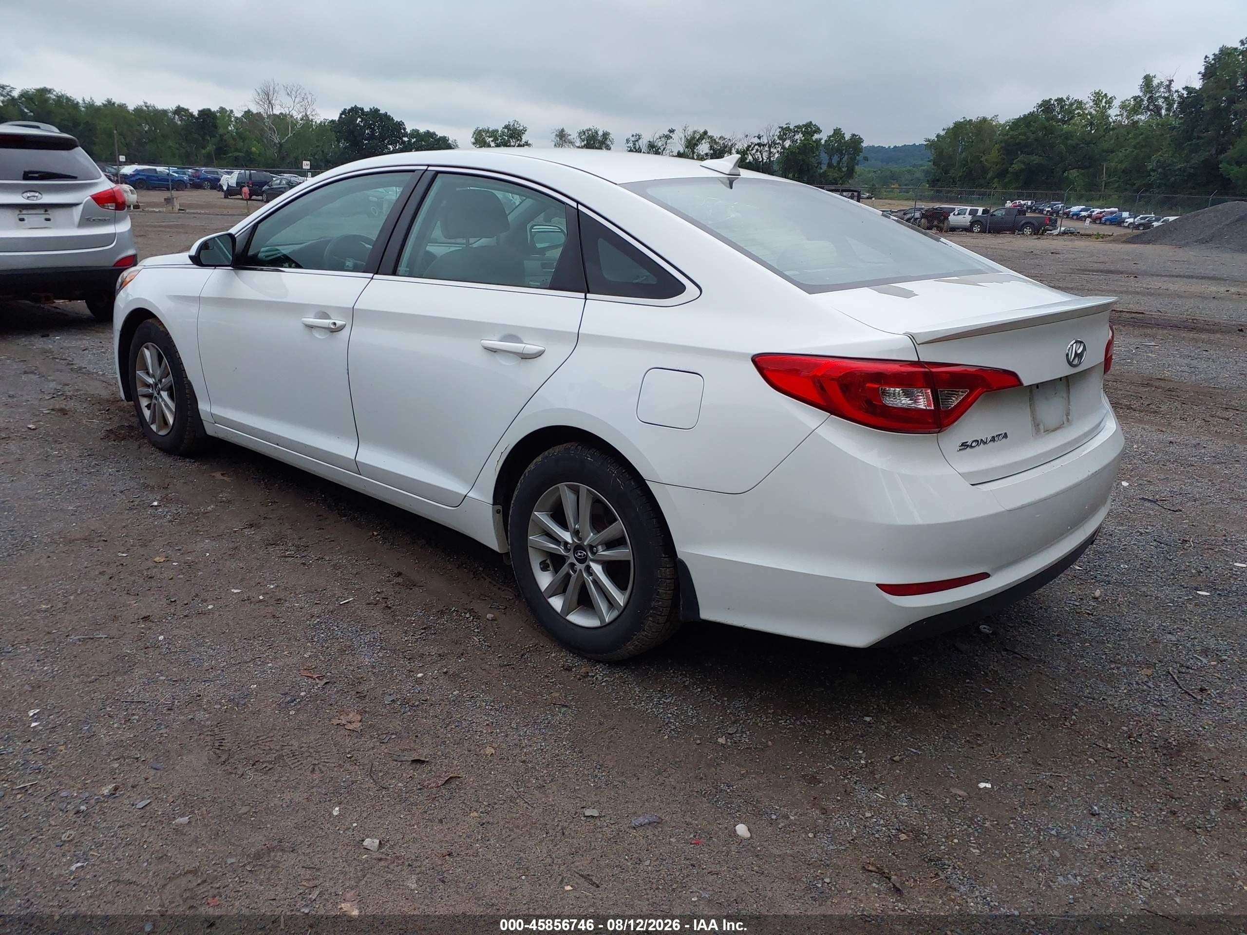 2015 Hyundai Sonata Se White vin: 5NPE24AF2FH225218