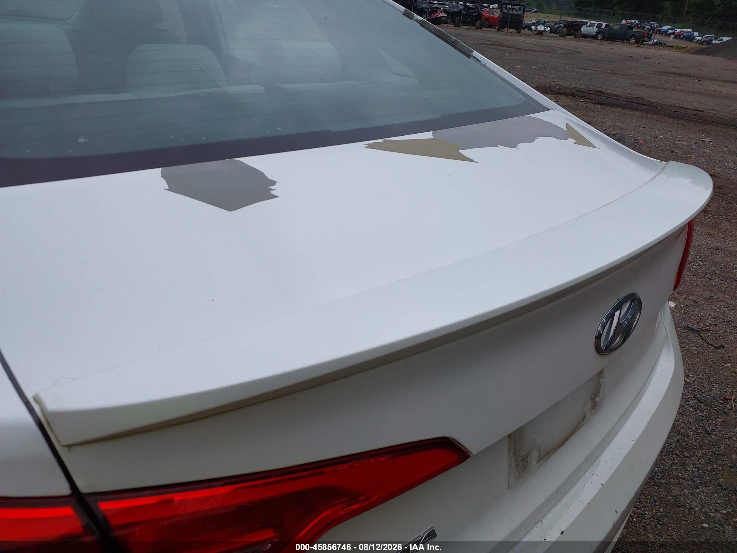 2015 Hyundai Sonata Se White vin: 5NPE24AF2FH225218
