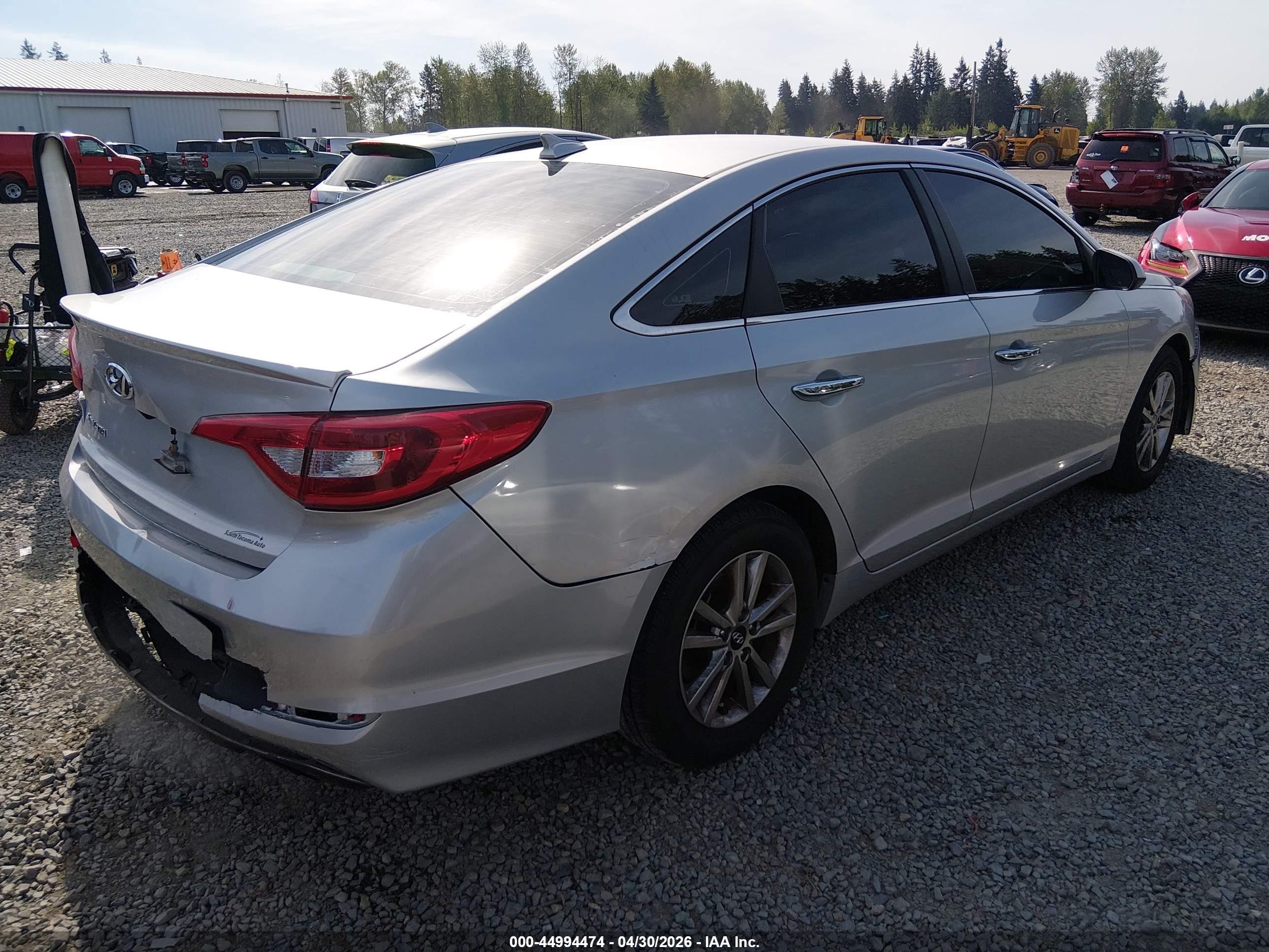 2016 Hyundai Sonata   Silver vin: 5NPE24AF2GH394270