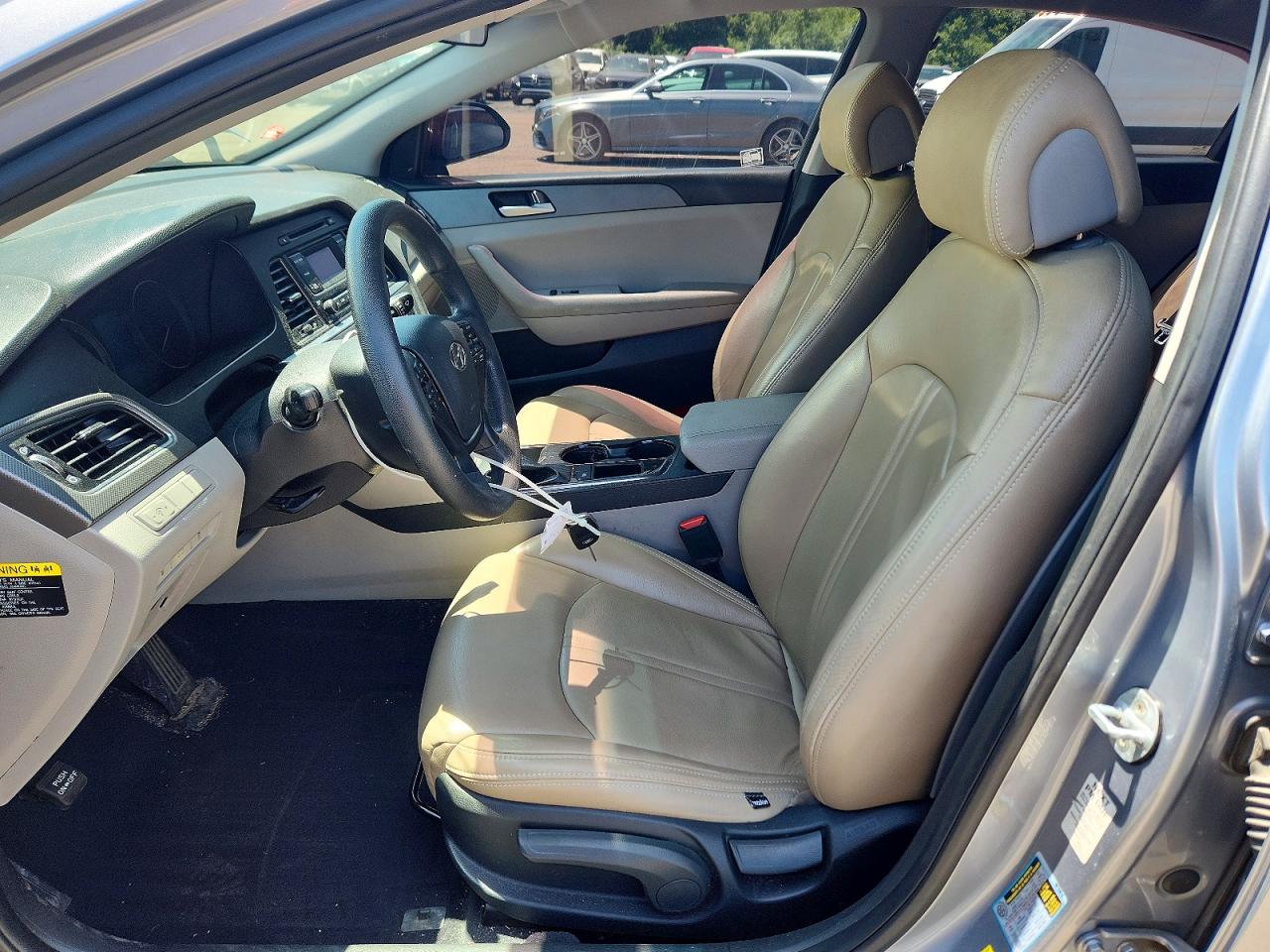 2017 Hyundai Sonata Se Серебряный vin: 5NPE24AF2HH493771