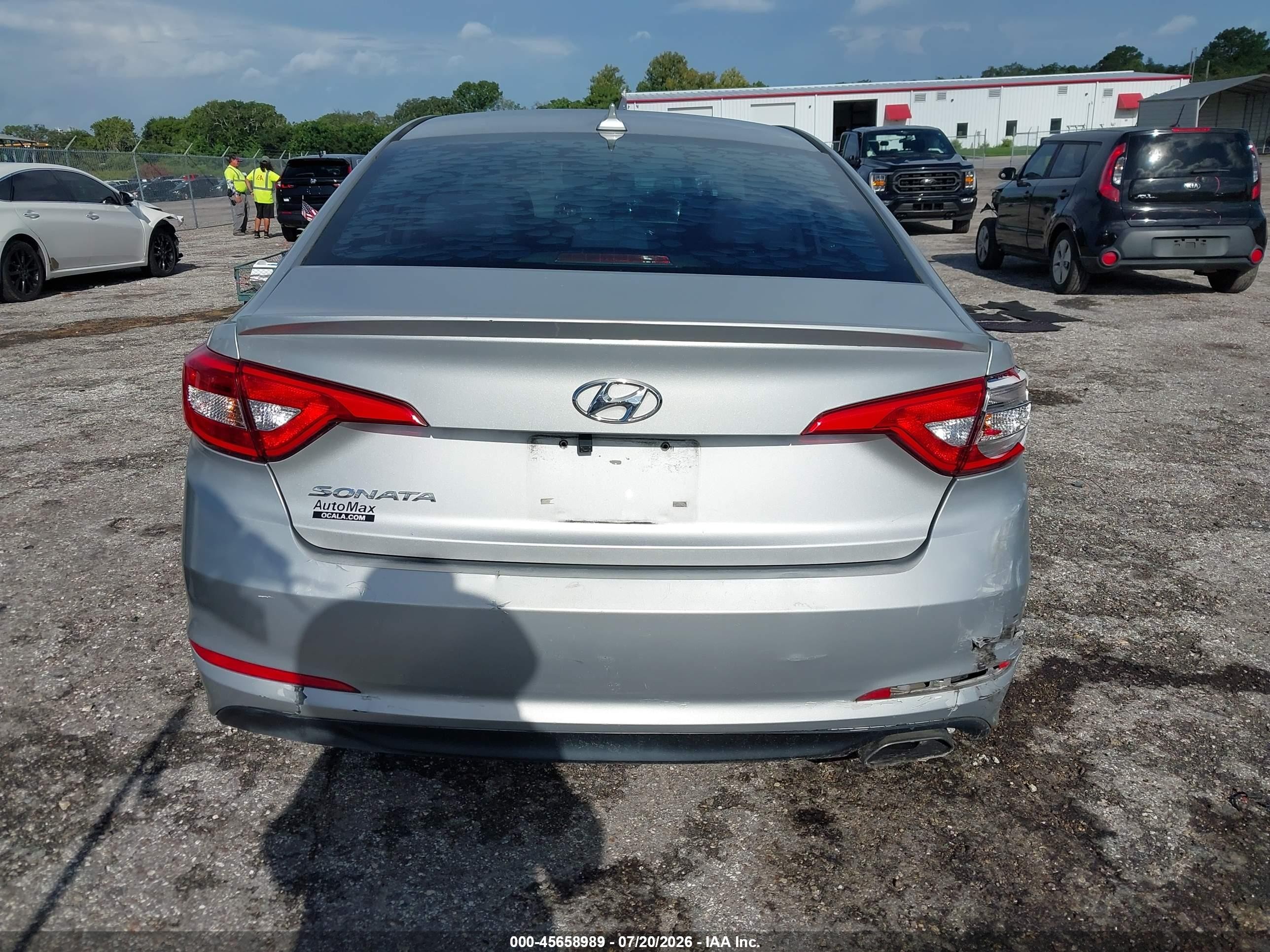 2017 Hyundai Sonata Серебряный vin: 5NPE24AF2HH503974