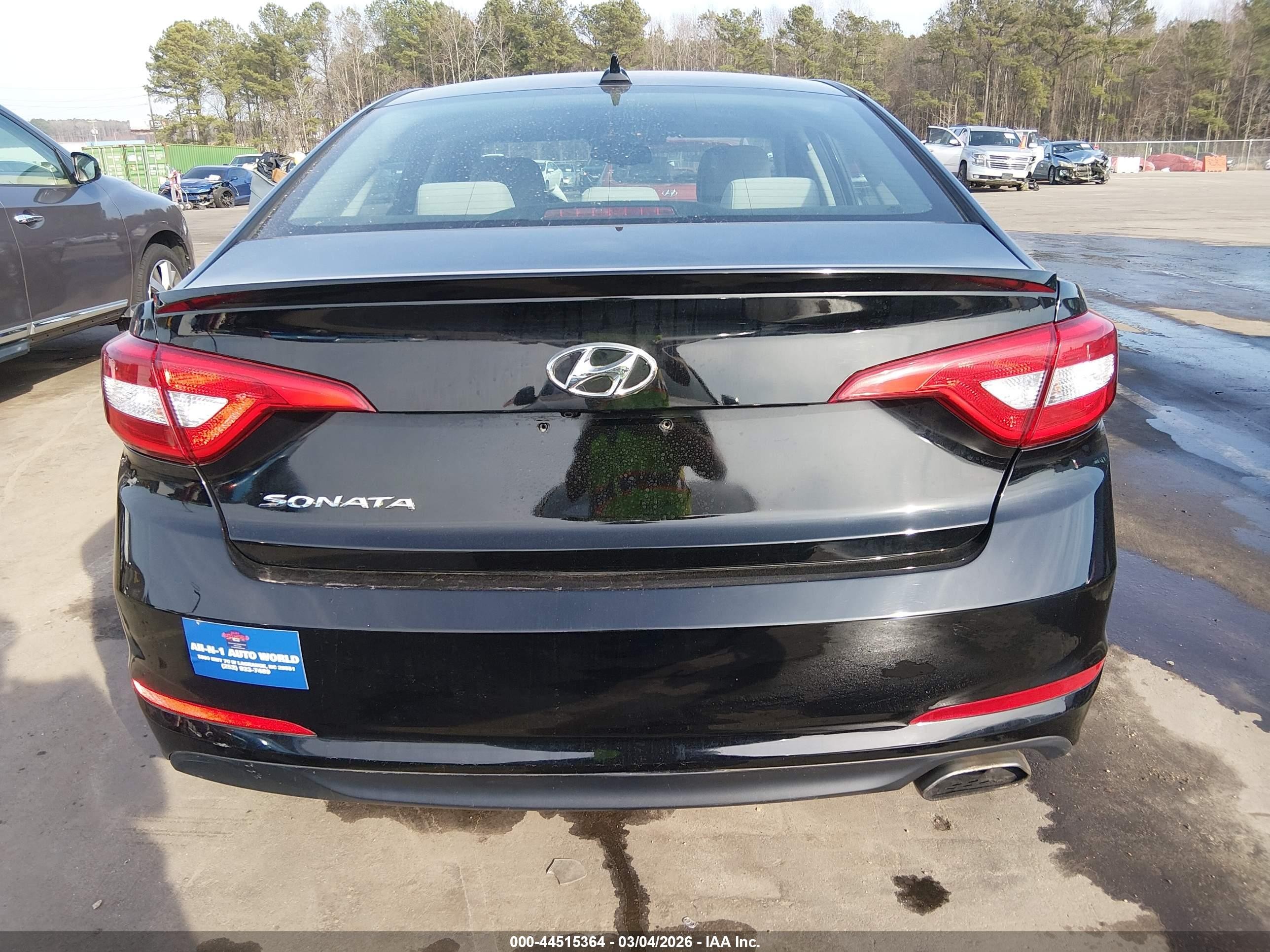 2015 Hyundai Sonata Se Black vin: 5NPE24AF3FH005568