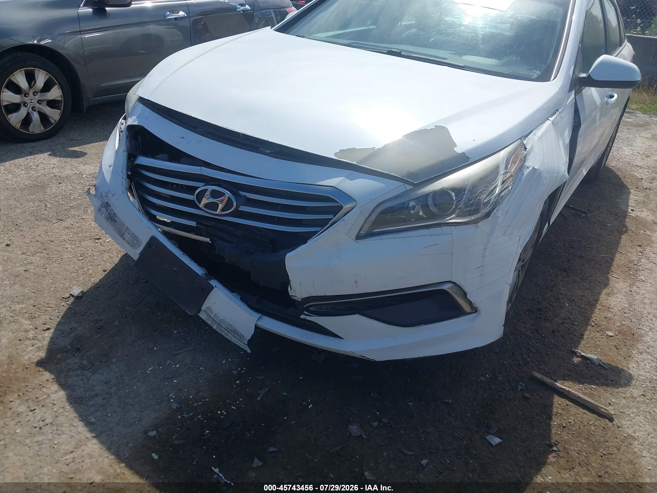 2015 Hyundai Sonata Se White vin: 5NPE24AF3FH006137