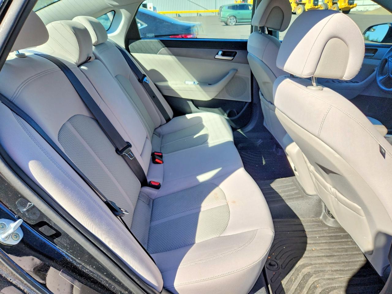 2015 Hyundai Sonata Se Black vin: 5NPE24AF3FH065205