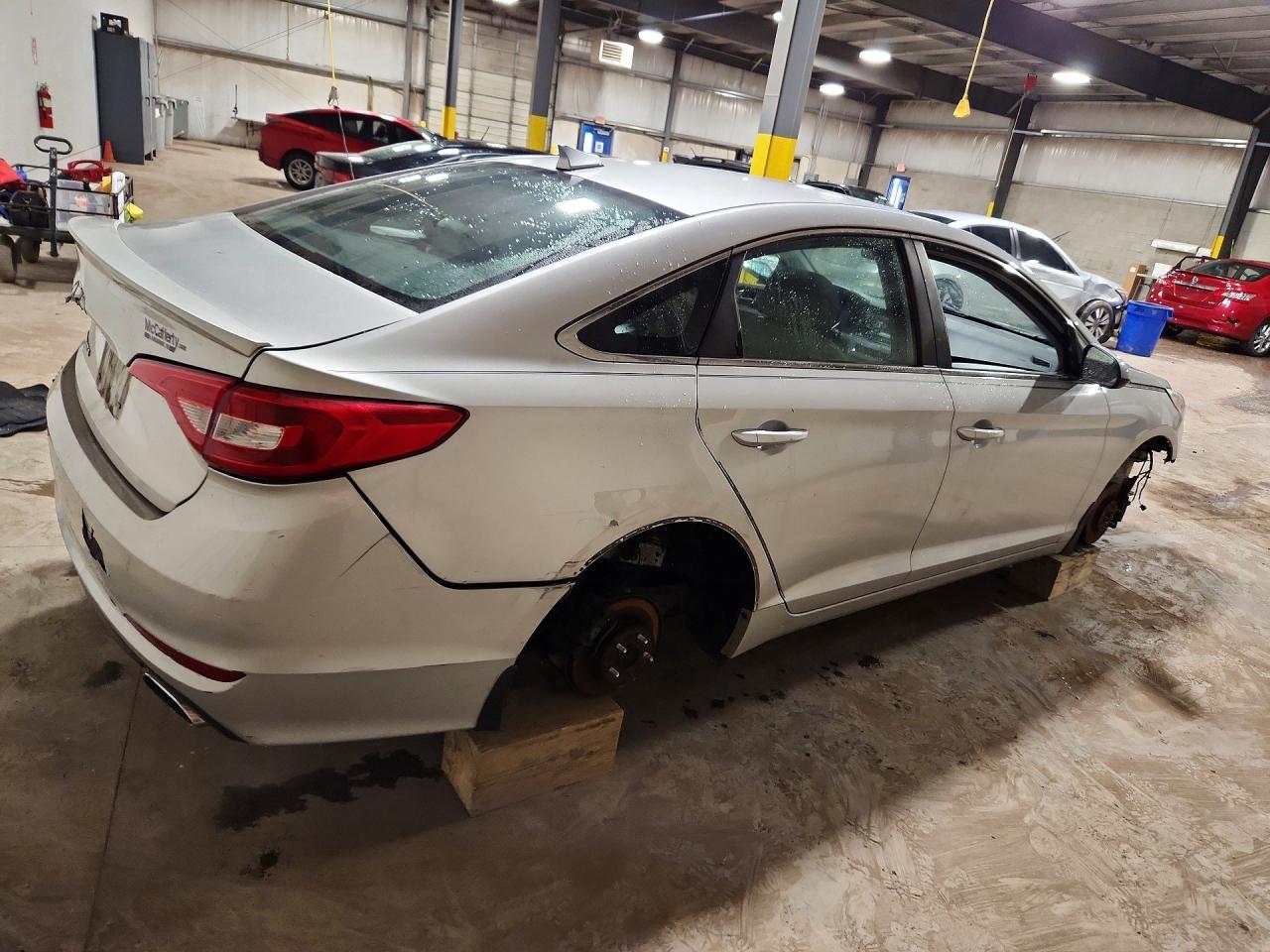 2015 Hyundai Sonata Se Silver vin: 5NPE24AF3FH083610