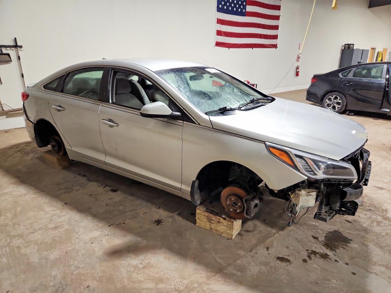 2015 Hyundai Sonata Se Silver vin: 5NPE24AF3FH083610