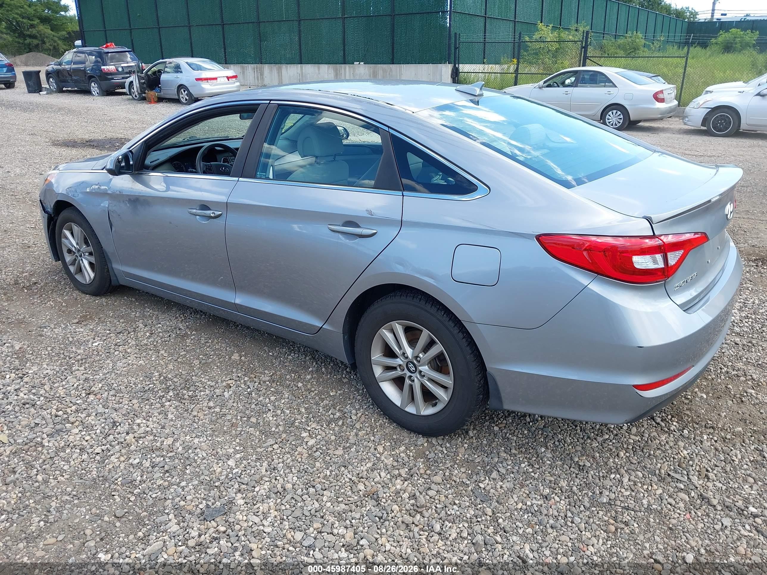 2015 Hyundai Sonata Se Silver vin: 5NPE24AF3FH096616