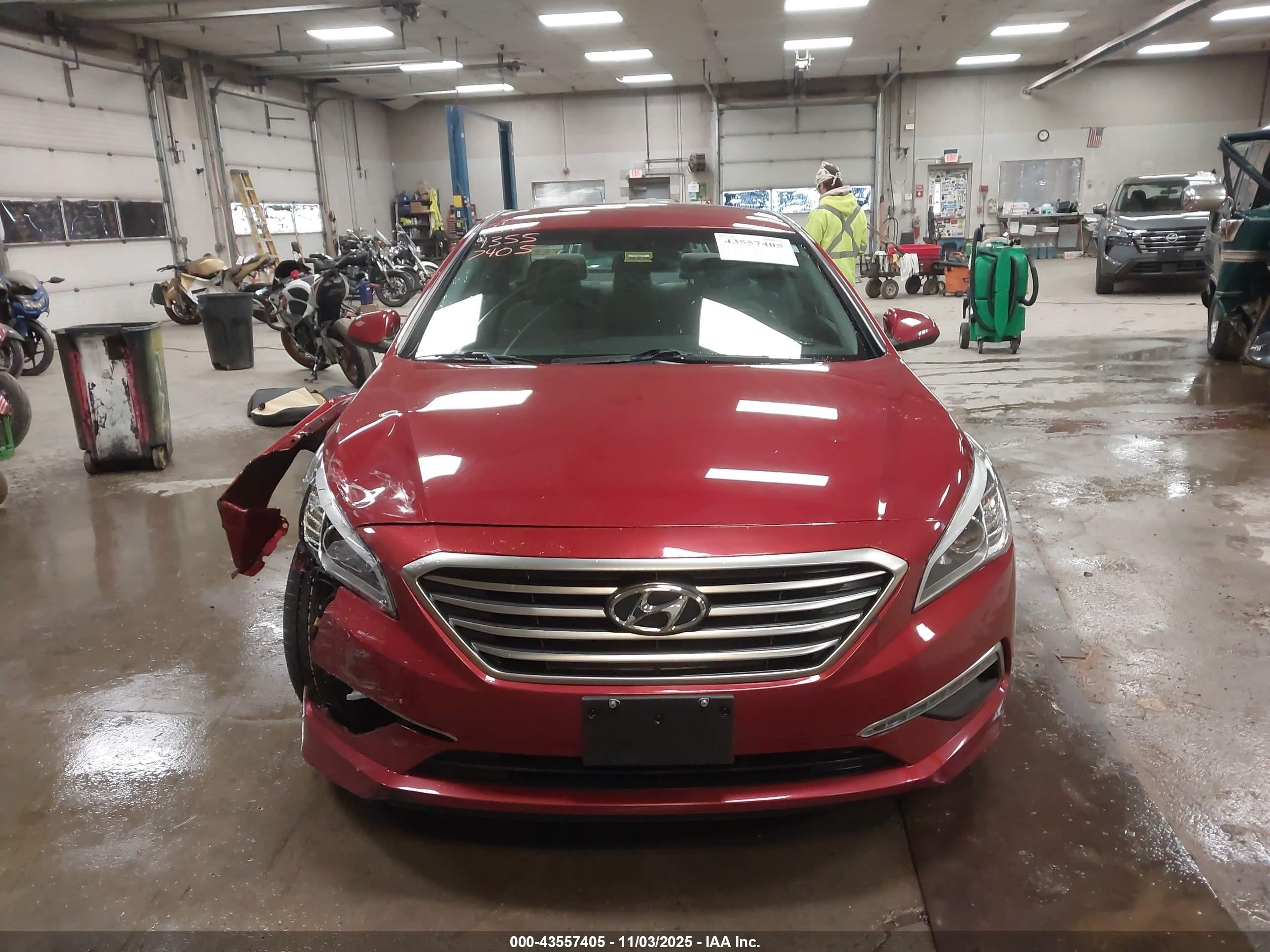 2015 Hyundai Sonata Se Красный vin: 5NPE24AF3FH136628