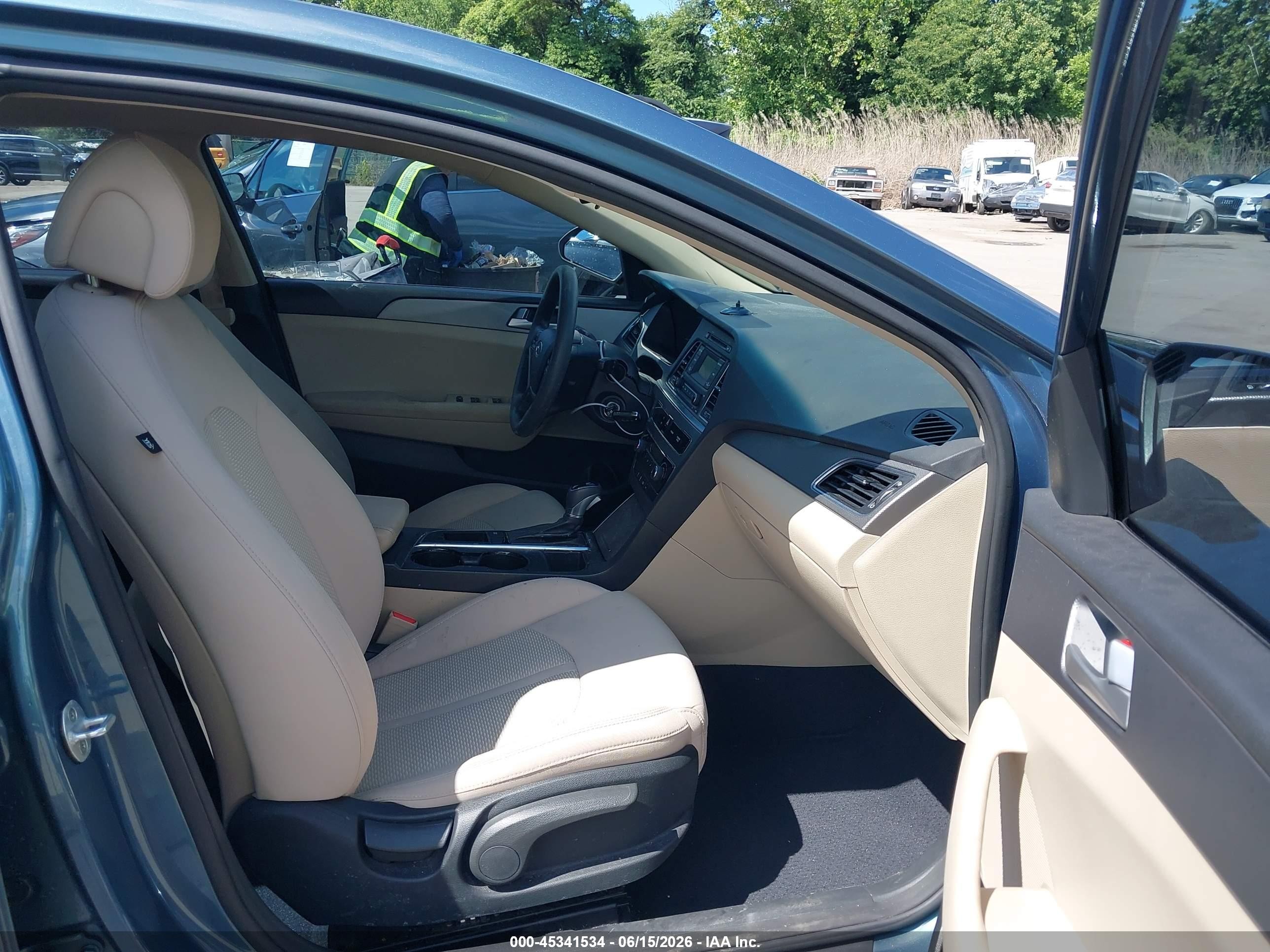 2015 Hyundai Sonata Se Blue vin: 5NPE24AF3FH142364