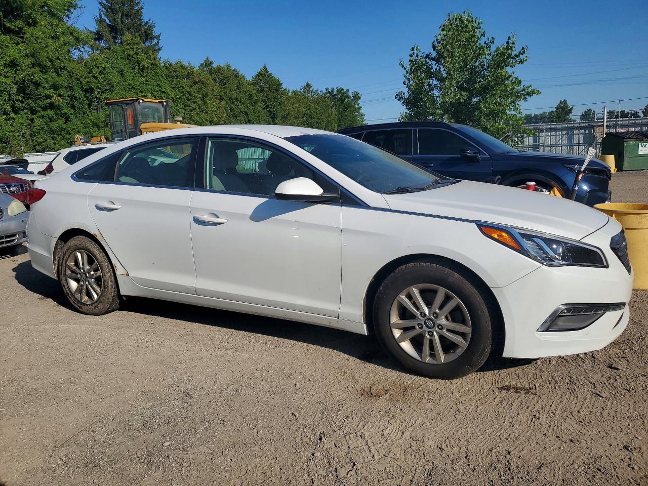 2015 Hyundai Sonata Se Белый vin: 5NPE24AF3FH143756