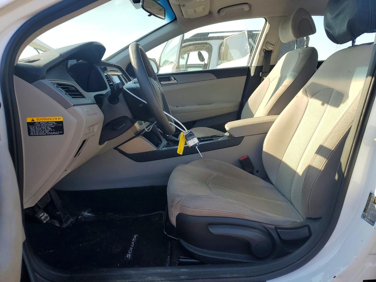2015 Hyundai Sonata Se Белый vin: 5NPE24AF3FH143756