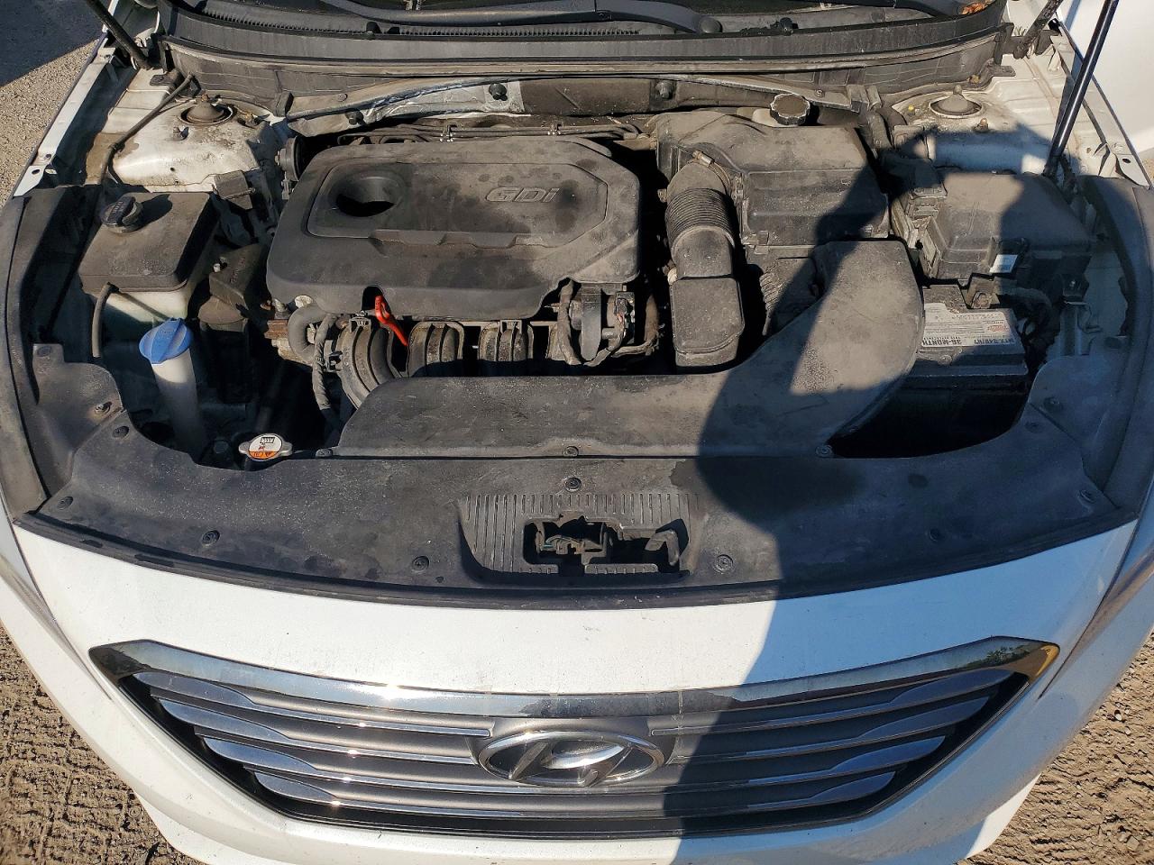 2015 Hyundai Sonata Se Белый vin: 5NPE24AF3FH143756