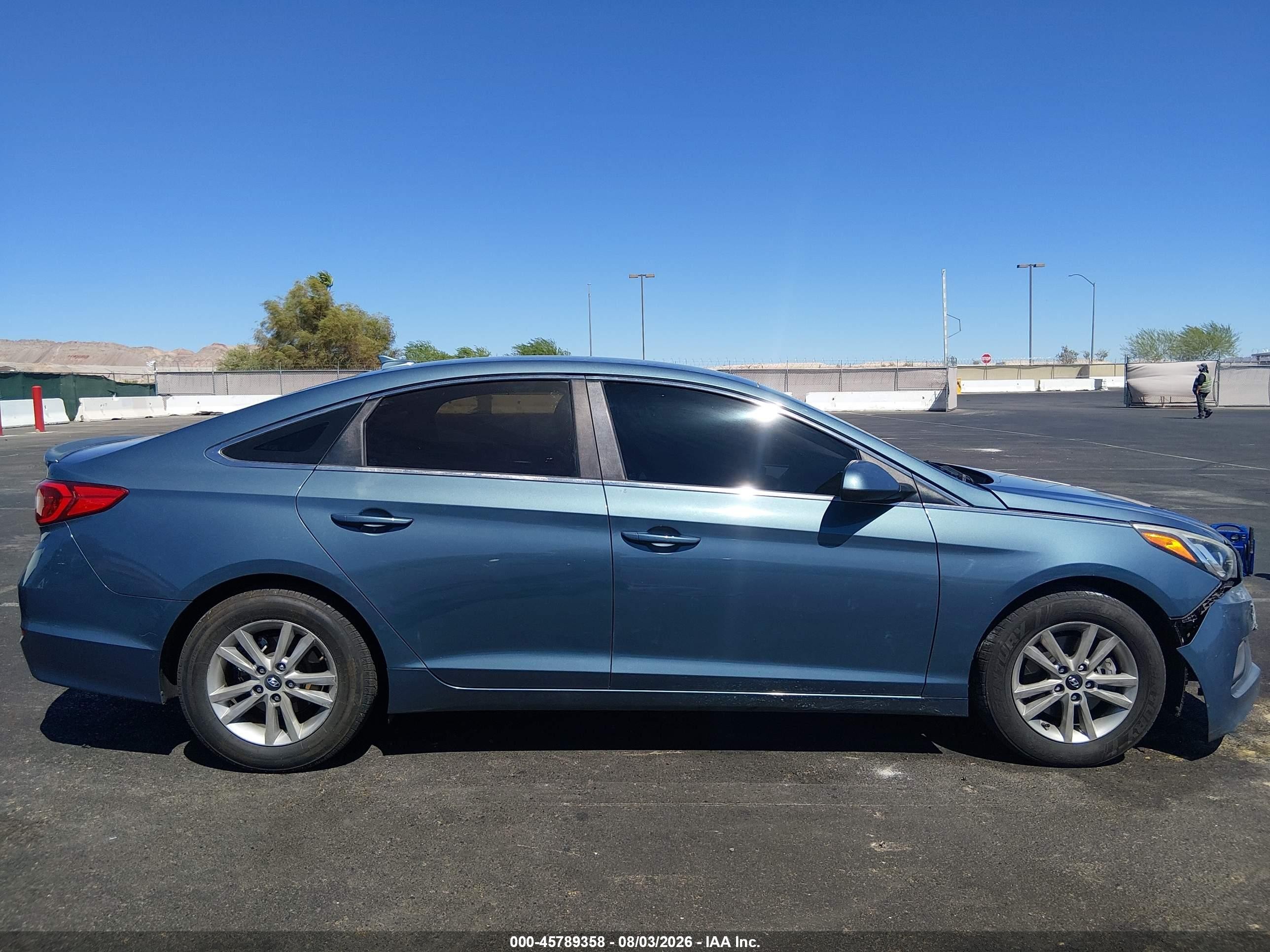 2015 Hyundai Sonata Se Синий vin: 5NPE24AF3FH160962