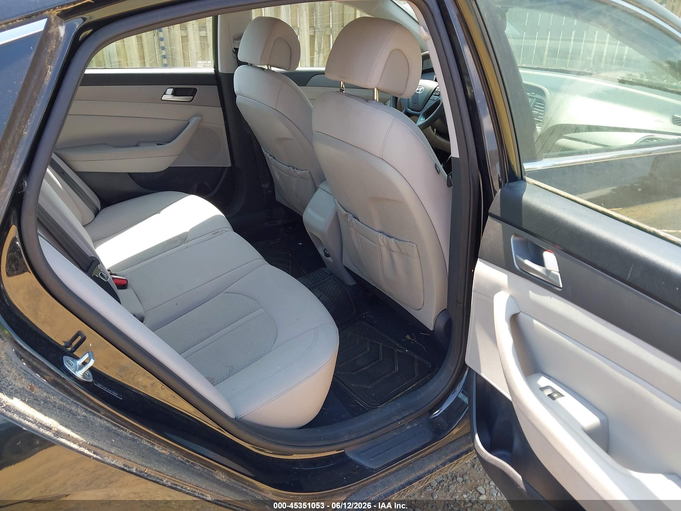 2015 Hyundai Sonata Se Black vin: 5NPE24AF3FH178684
