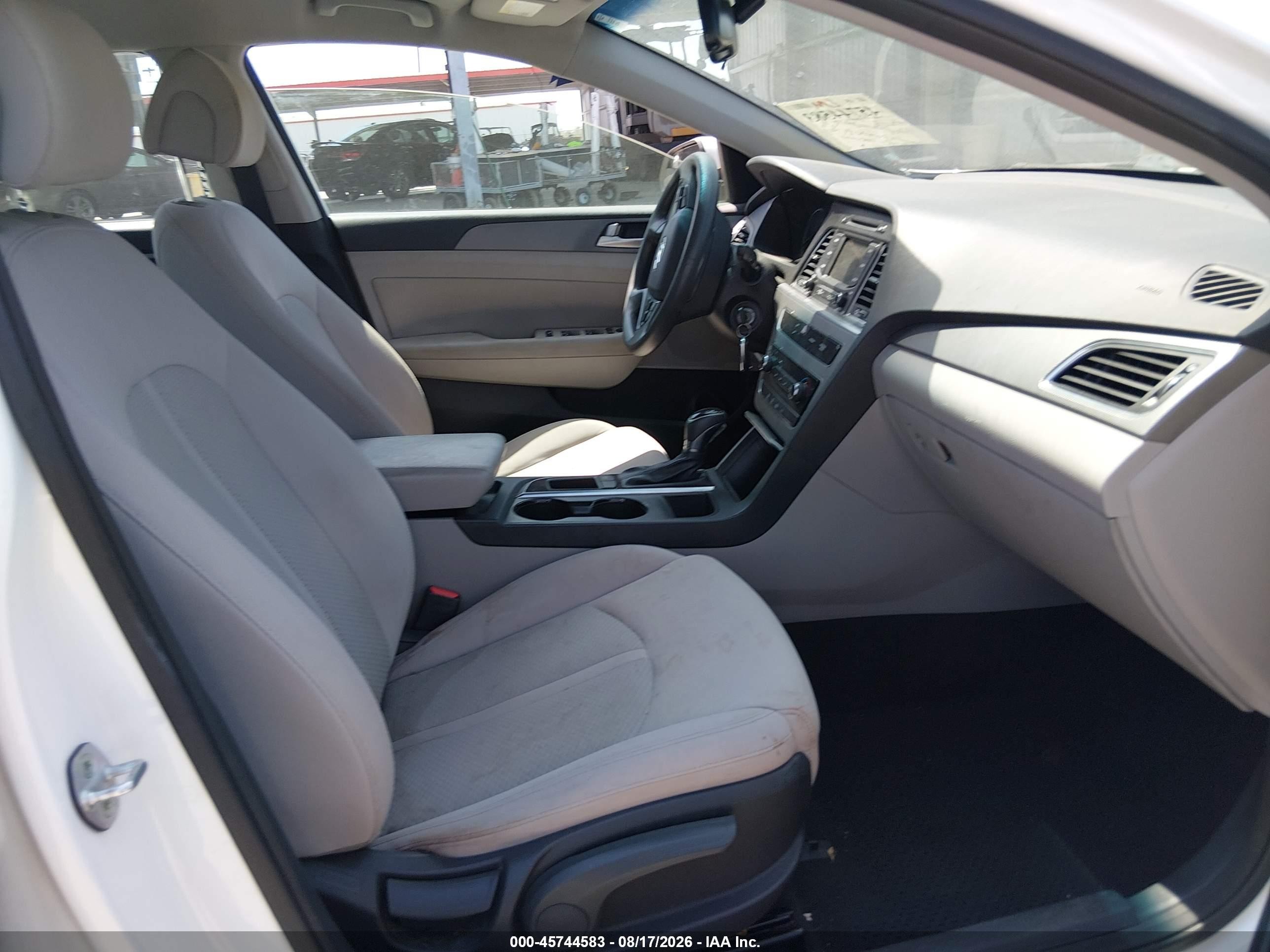 2015 Hyundai Sonata Se White vin: 5NPE24AF3FH205303