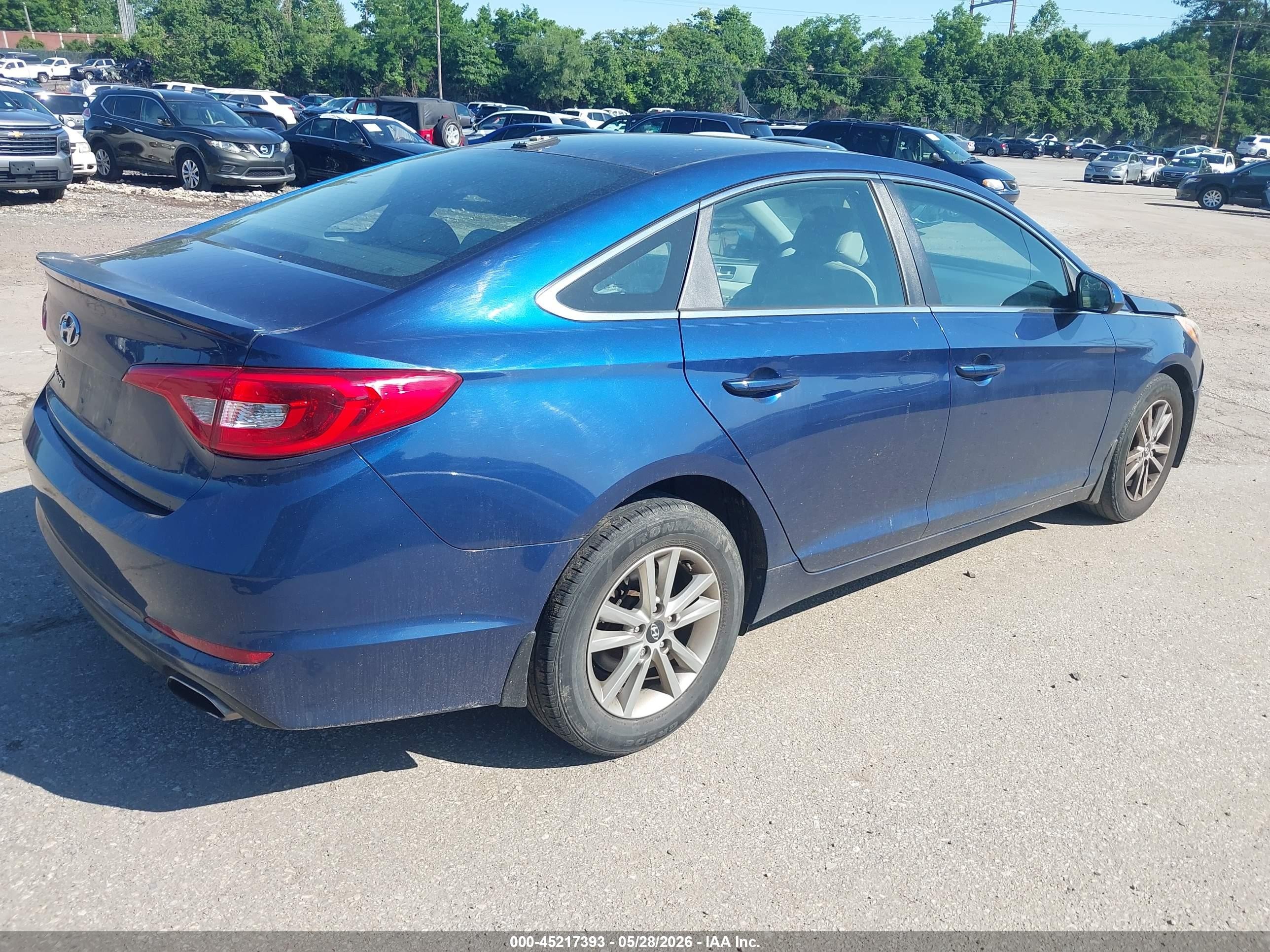 2015 Hyundai Sonata Se Blue vin: 5NPE24AF3FH215636