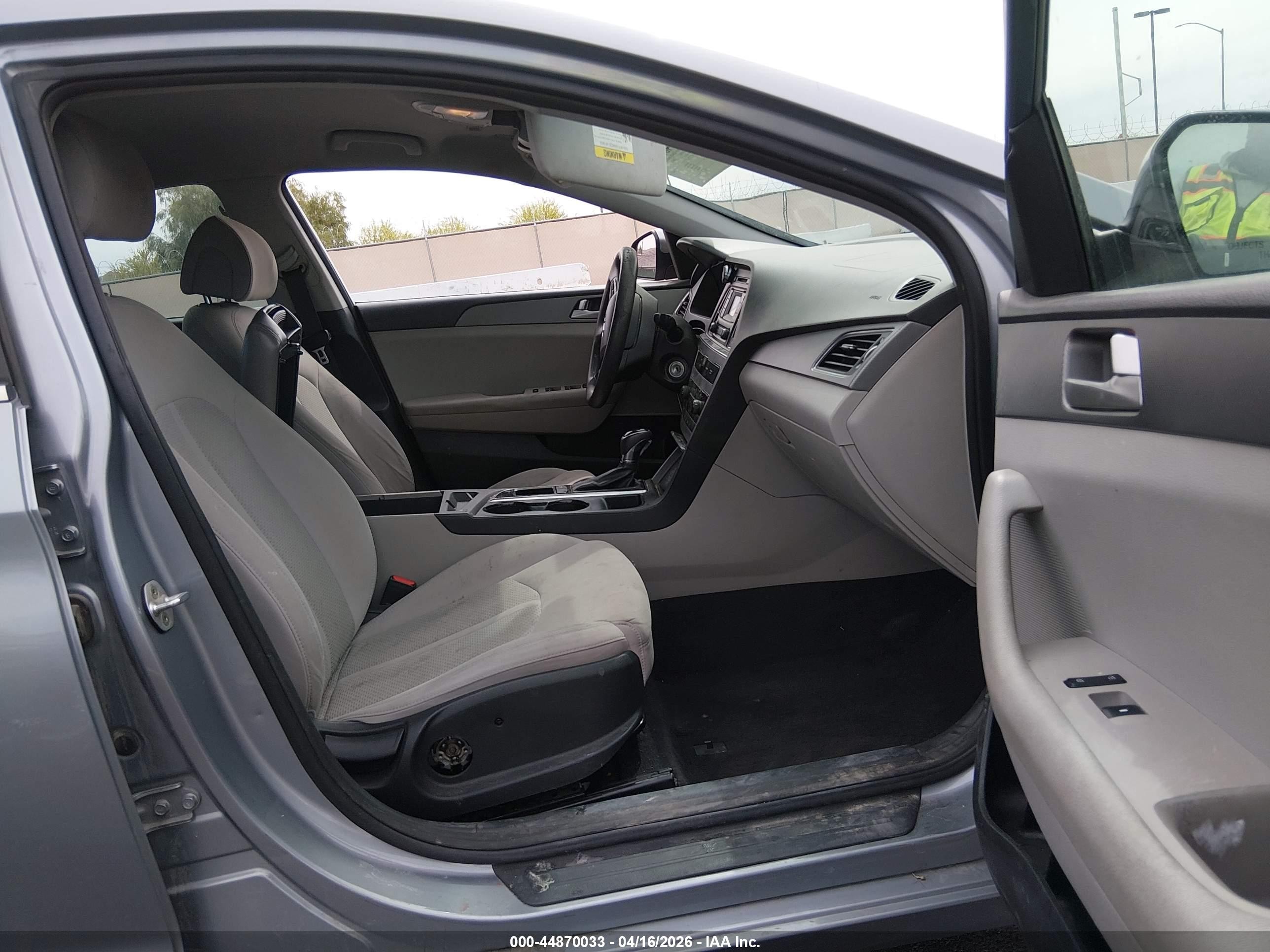 2015 Hyundai Sonata Se Silver vin: 5NPE24AF3FH222179