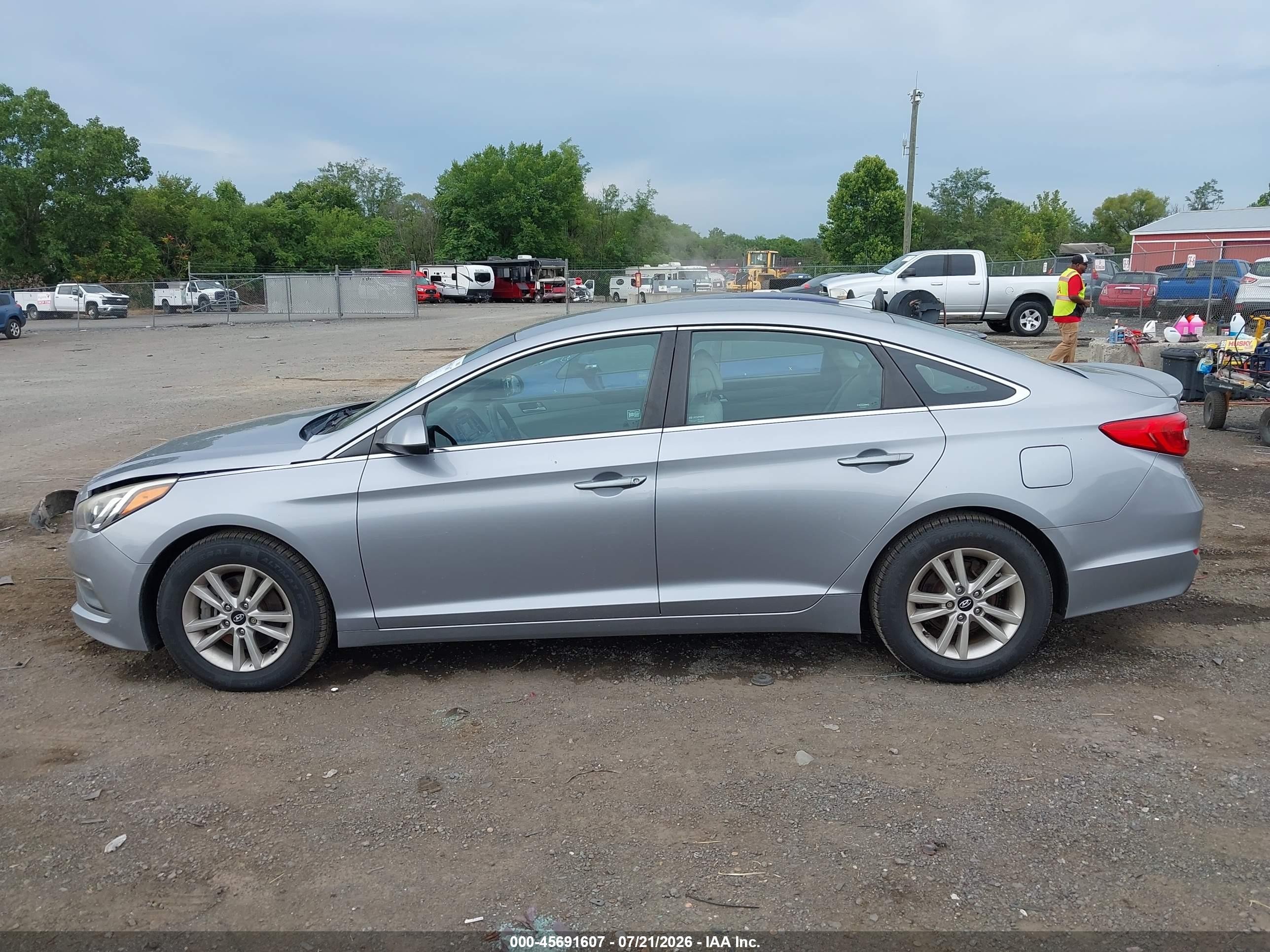 2015 Hyundai Sonata Se Silver vin: 5NPE24AF3FH238284