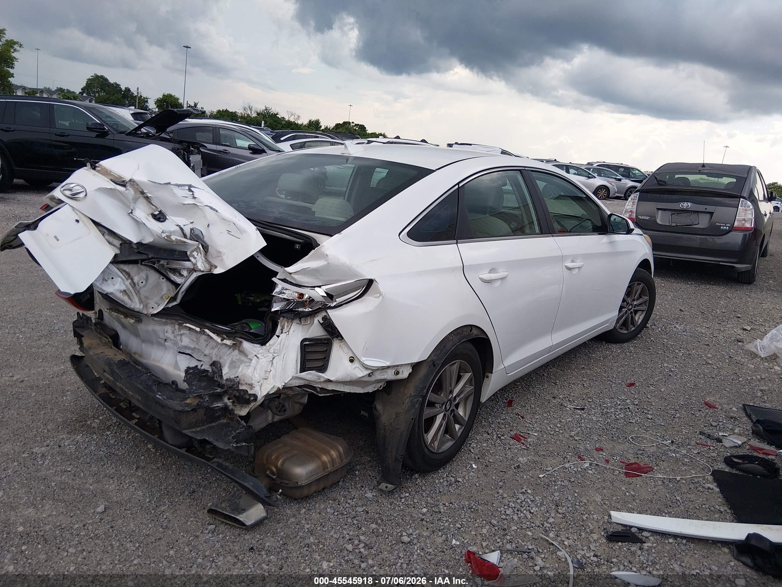 2015 Hyundai Sonata Se White vin: 5NPE24AF3FH242688