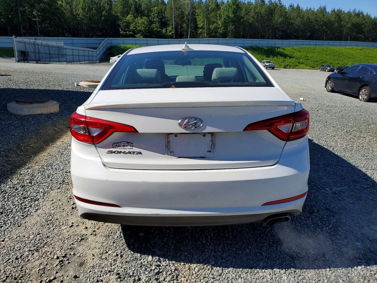 2016 Hyundai Sonata Se Белый vin: 5NPE24AF3GH303457