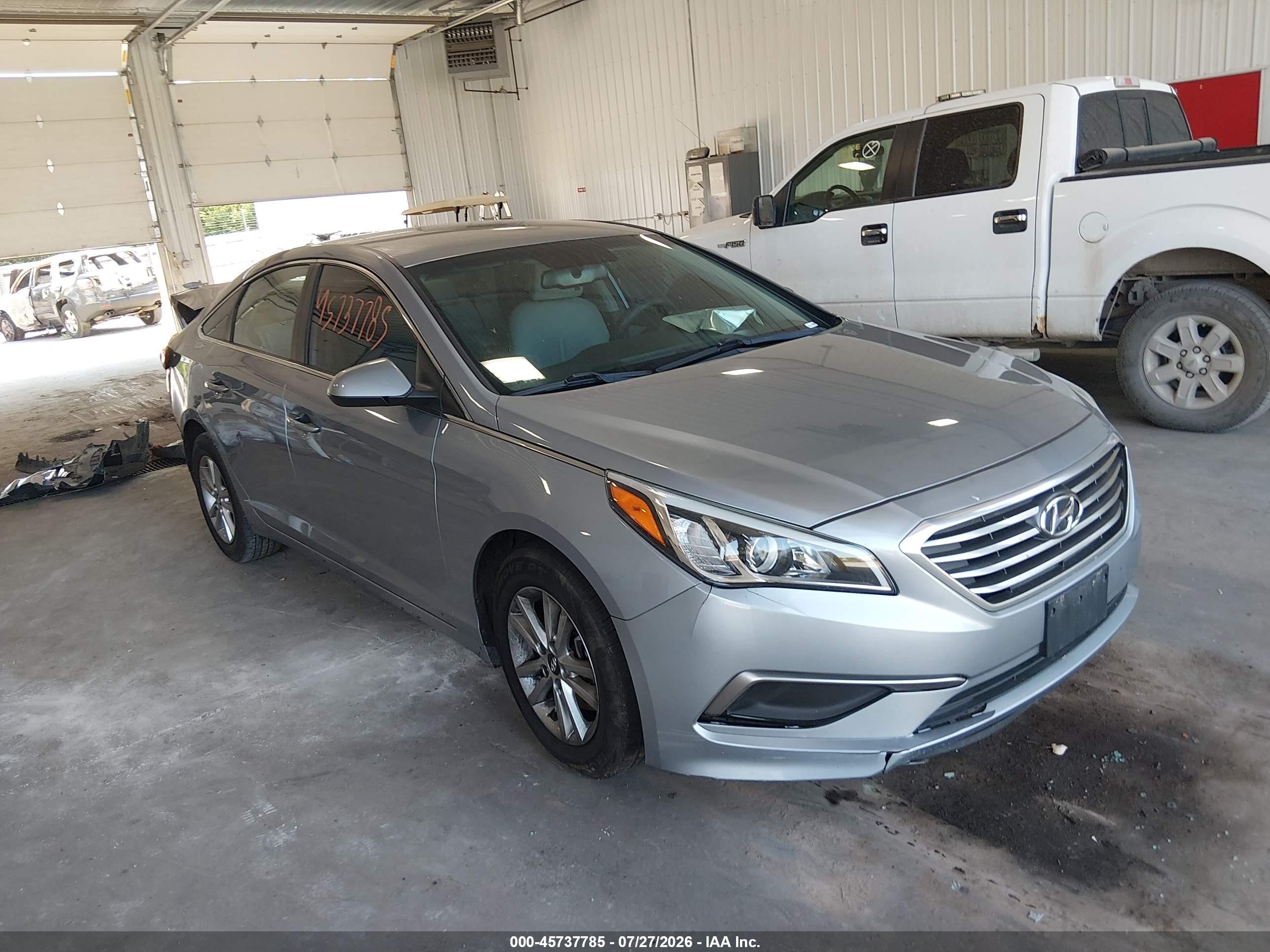 2016 Hyundai Sonata Se Silver vin: 5NPE24AF3GH369393