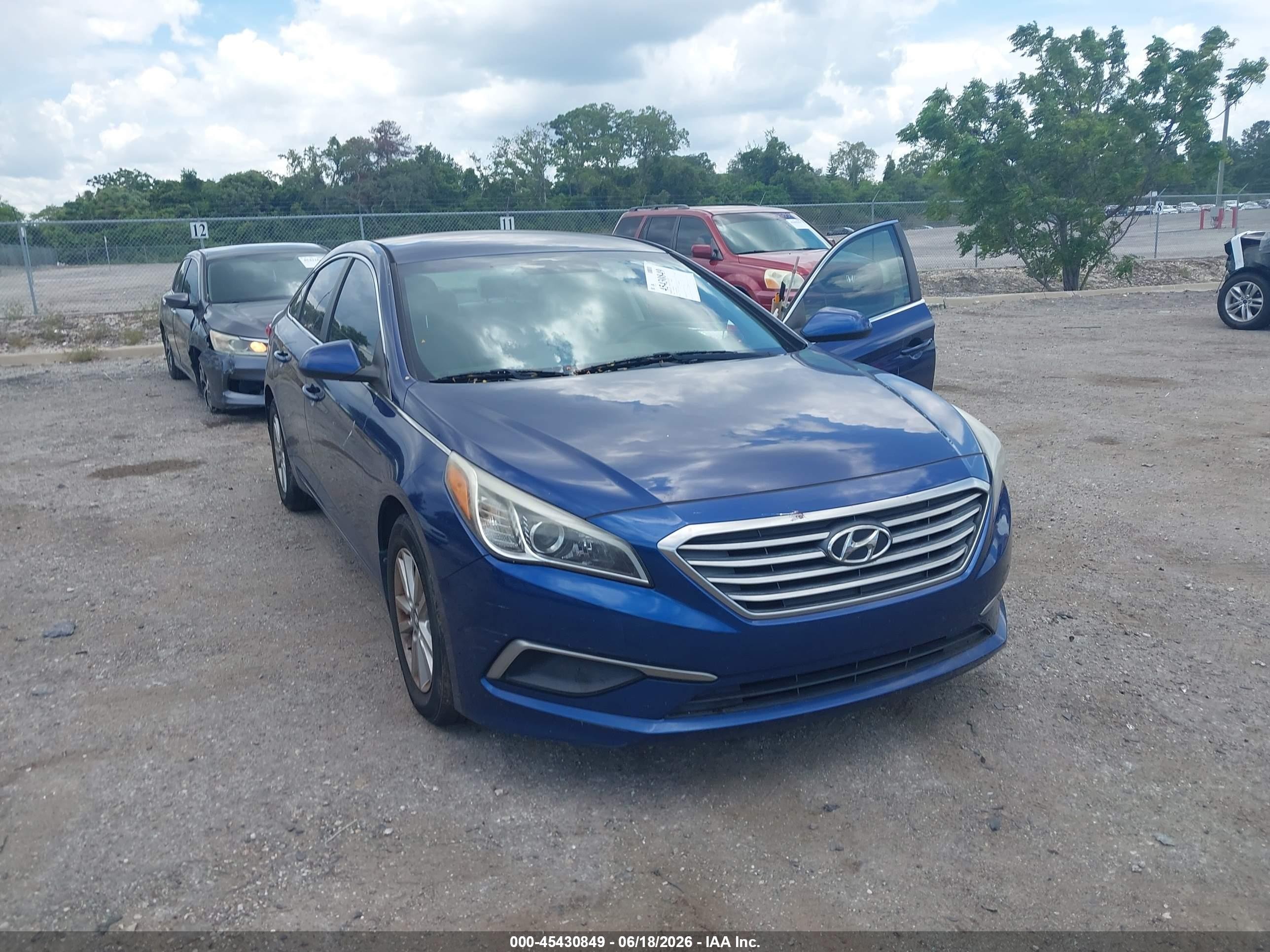 2016 Hyundai Sonata Se Blue vin: 5NPE24AF3GH380751