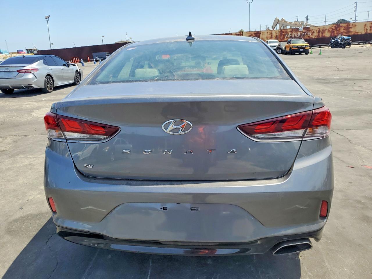 2018 Hyundai Sonata Se Gray vin: 5NPE24AF3JH696335