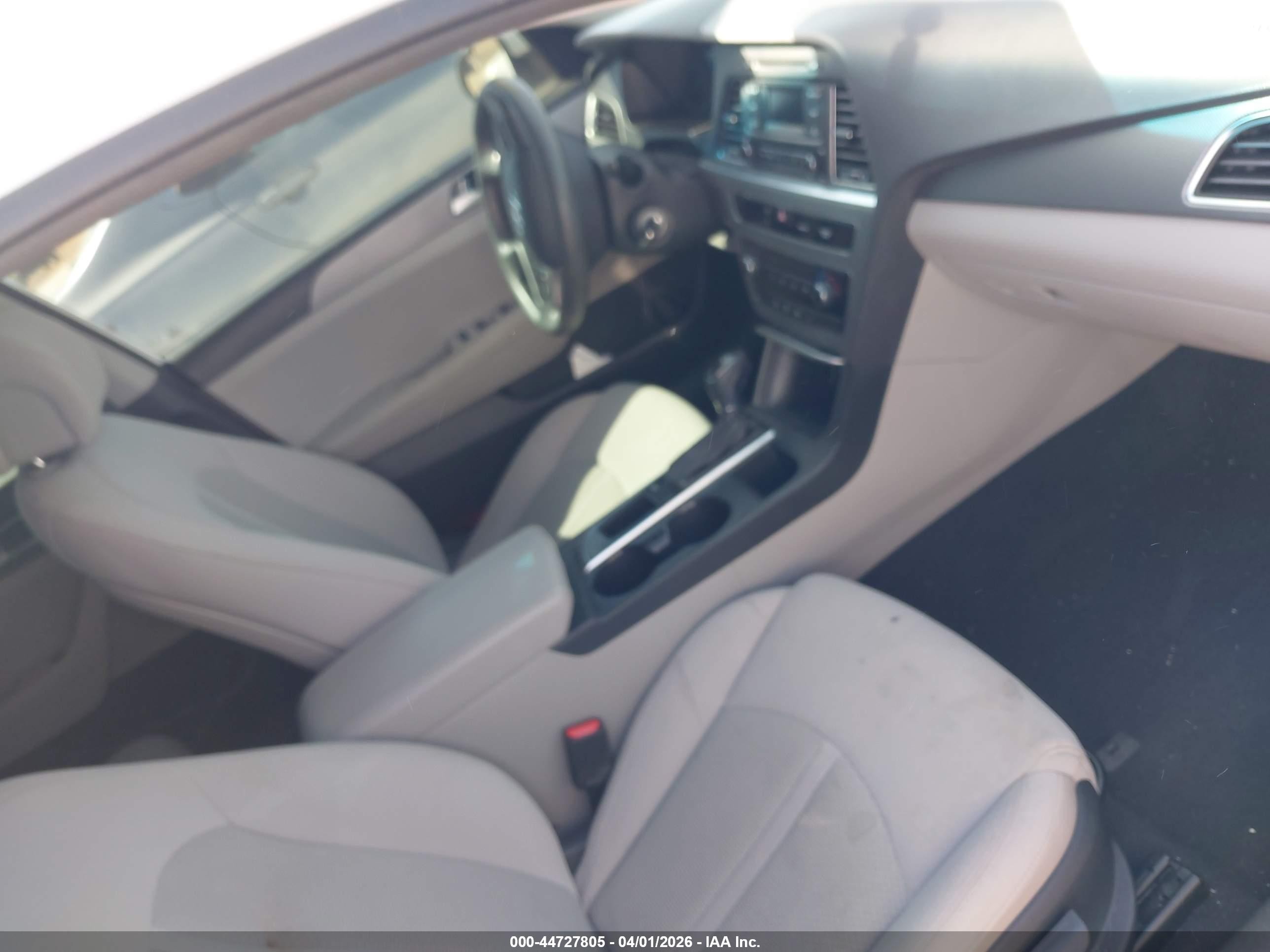 2015 Hyundai Sonata Se White vin: 5NPE24AF4FH008639