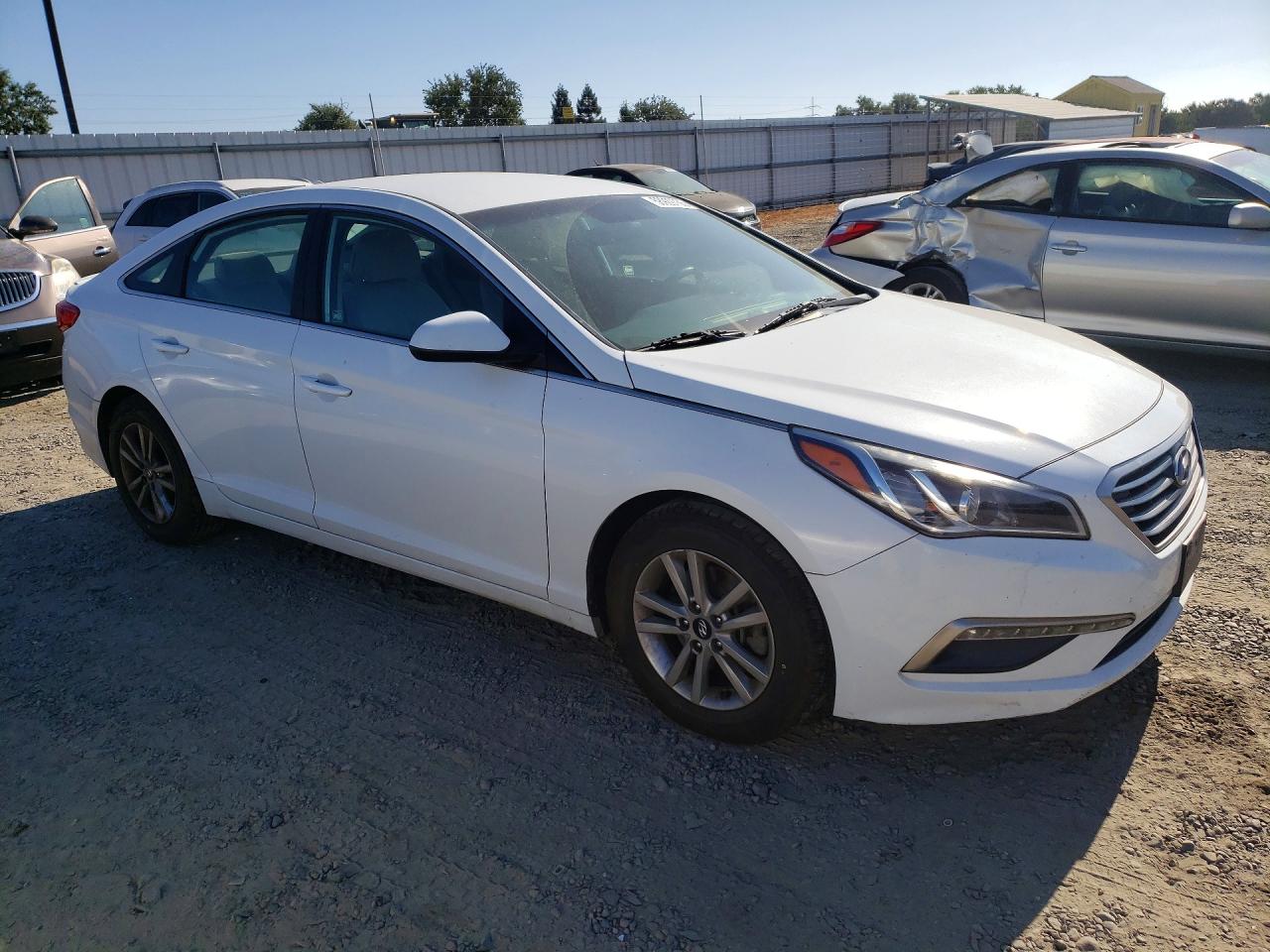 2015 Hyundai Sonata Se White vin: 5NPE24AF4FH010634