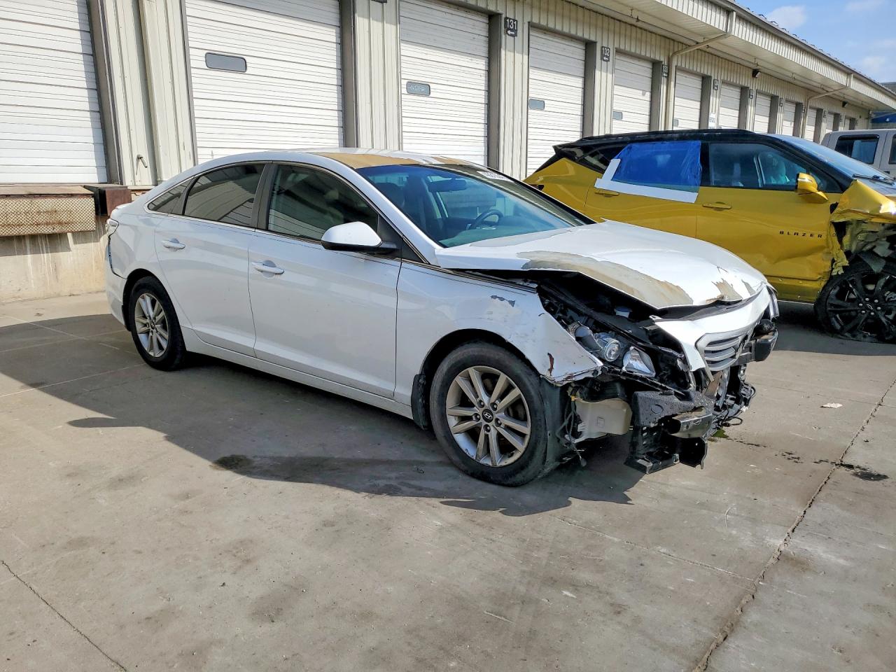 2015 Hyundai Sonata Se White vin: 5NPE24AF4FH037994