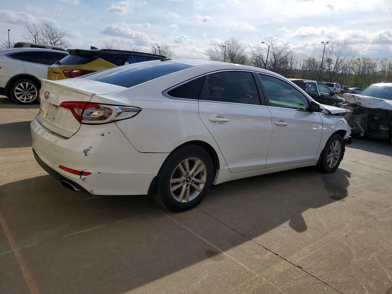 2015 Hyundai Sonata Se White vin: 5NPE24AF4FH037994