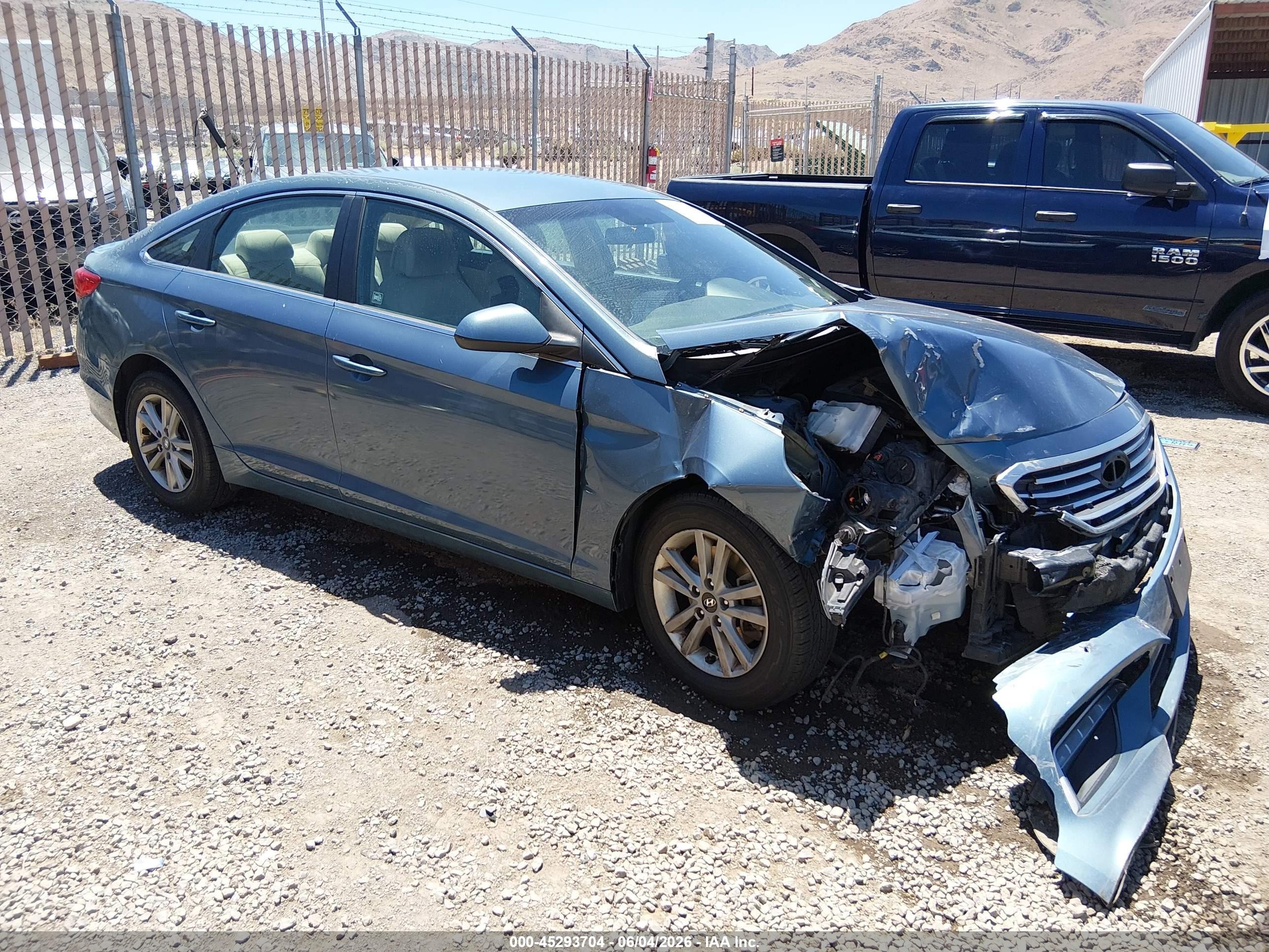 2015 Hyundai Sonata Se Blue vin: 5NPE24AF4FH039759