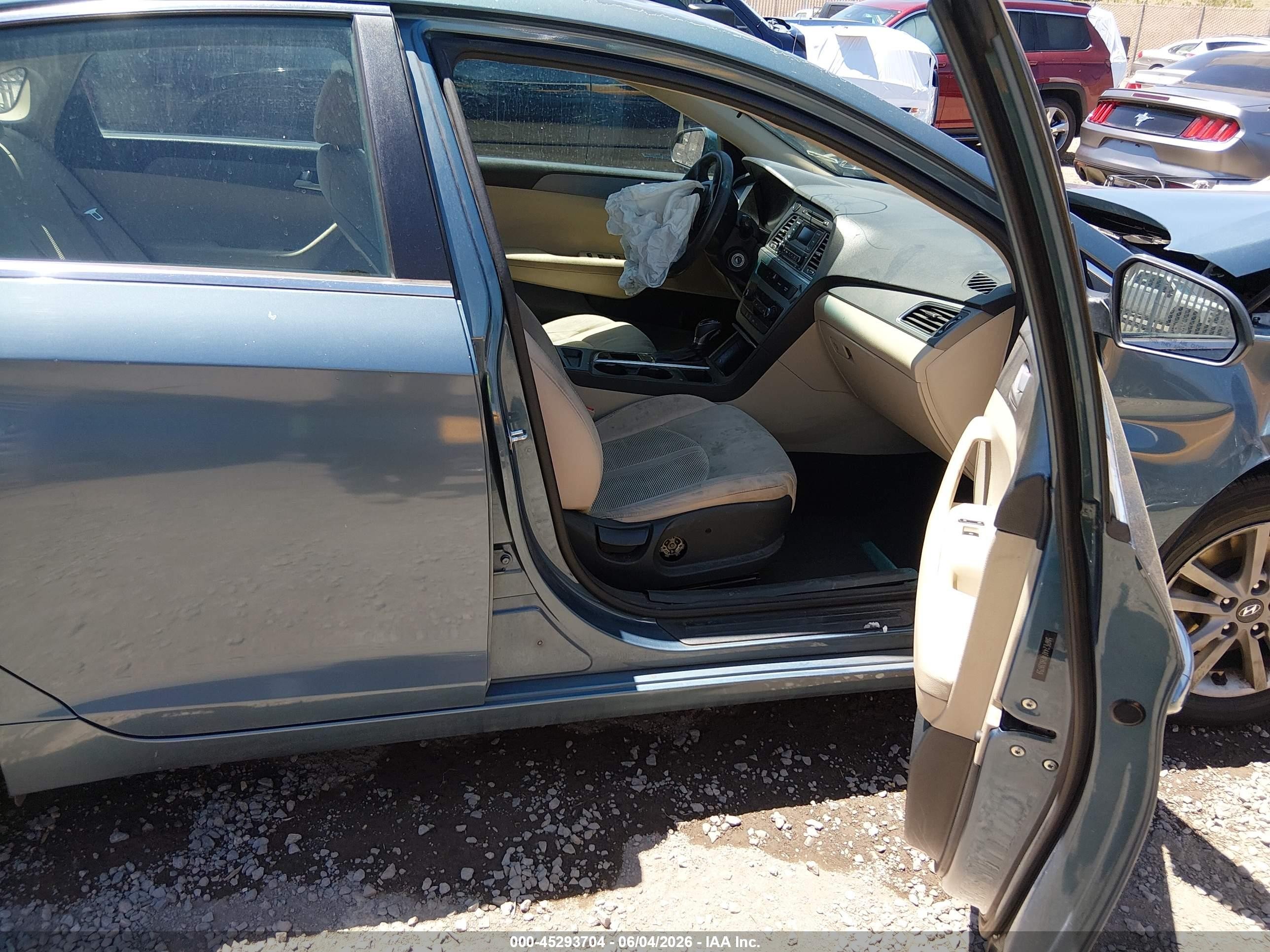 2015 Hyundai Sonata Se Blue vin: 5NPE24AF4FH039759